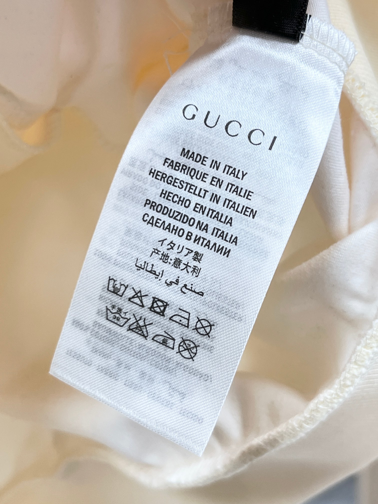 Gucci 秋冬最新品套装-同步有售，原单狠货休闲时尚套装，上身很有特点！吸睛而有亮点，进口高密度聚酯纤