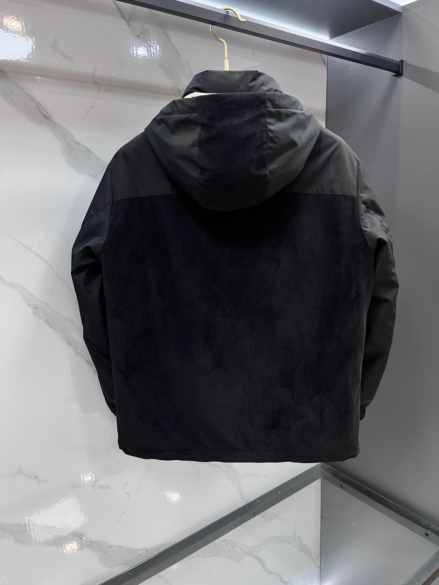 🆕 BC 新品25FW秋冬新款时尚撞色拼接拉链羽绒服，男士经典徽章刺绣条绒撞色连帽夹克羽绒！贸易公司渠道