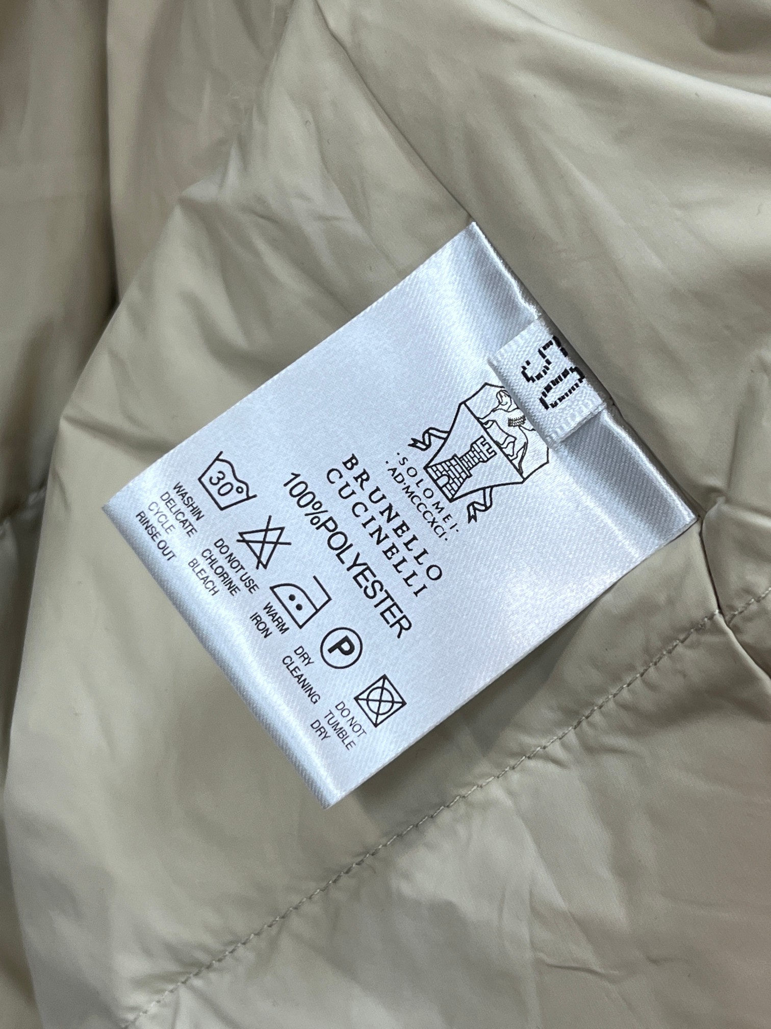 🆕 BC 新品25FW秋冬新款时尚撞色拼接拉链羽绒服，男士经典徽章刺绣条绒撞色连帽夹克羽绒！贸易公司渠道