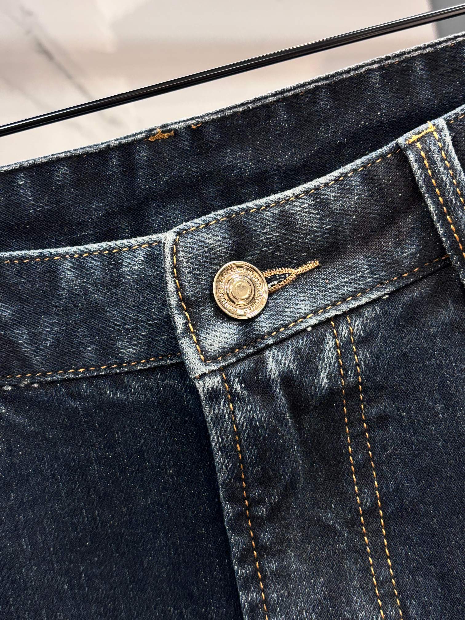 蒙口 🔥高端定制、2025早秋最新款牛仔裤 柜台同步发售 原版定制 客供五金辅料 原单品质 进口固色牛仔