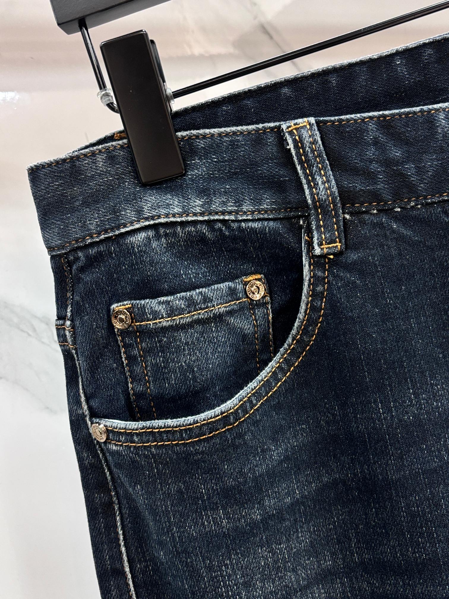 蒙口 🔥高端定制、2025早秋最新款牛仔裤 柜台同步发售 原版定制 客供五金辅料 原单品质 进口固色牛仔