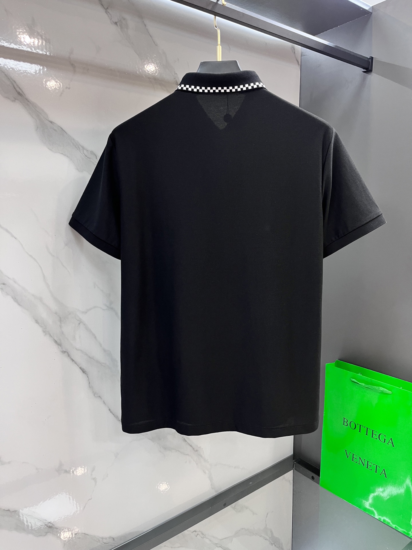 LV 2025新款高端商务Polo 白领 单位人士必入单品！ 休闲商务翻领短袖，科技面料，体感非常棒，手