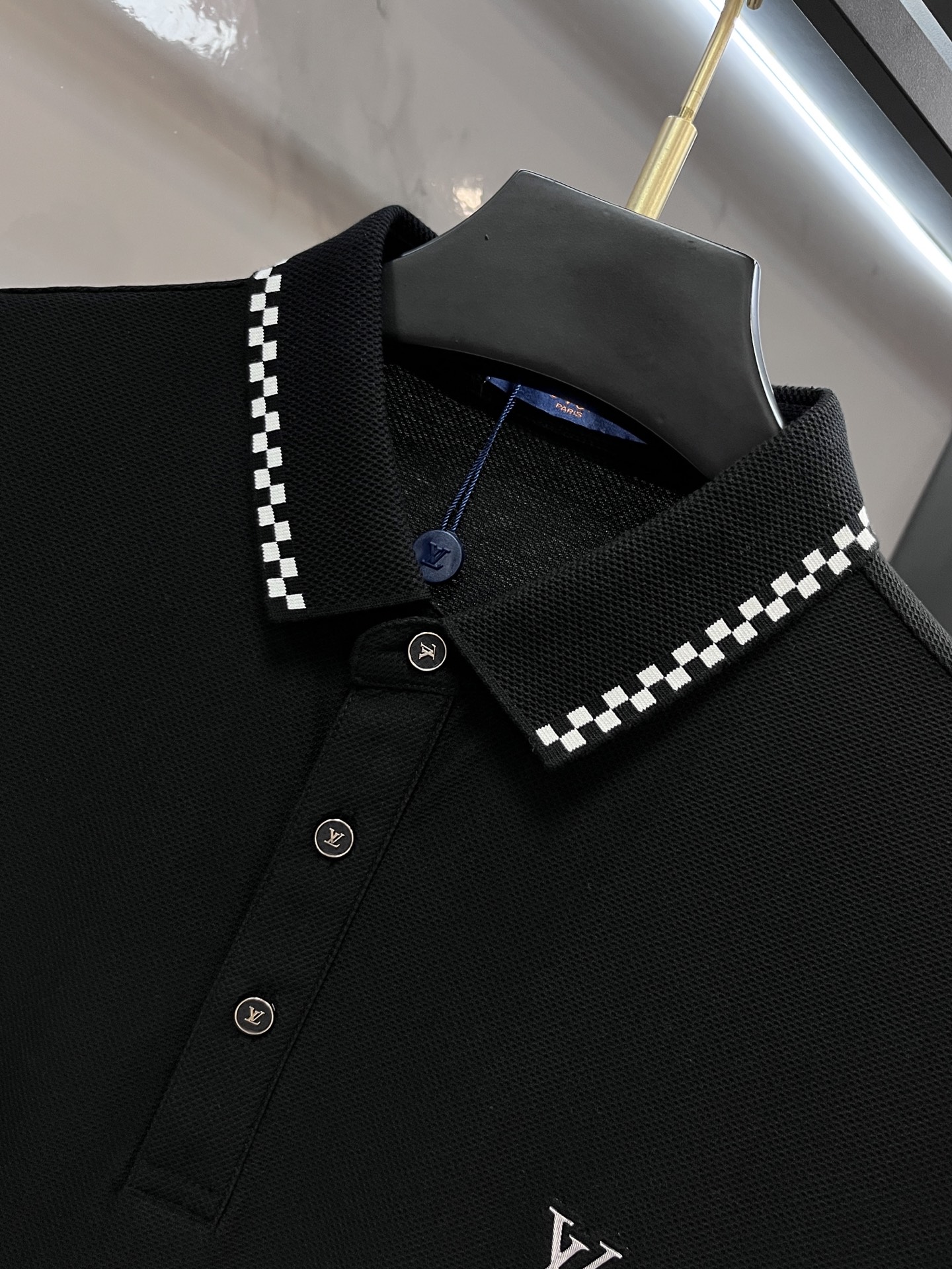 LV 2025新款高端商务Polo 白领 单位人士必入单品！ 休闲商务翻领短袖，科技面料，体感非常棒，手