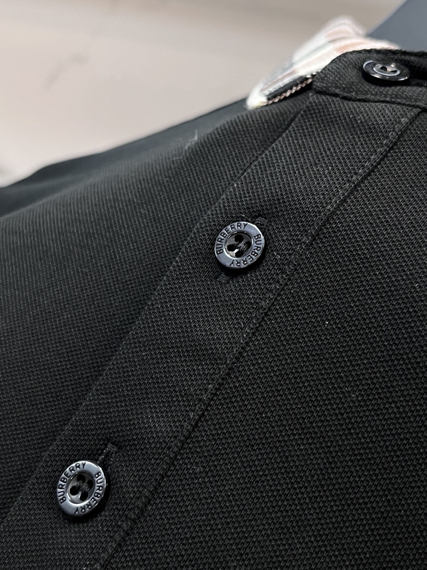 巴宝莉 2025新款高端商务Polo 白领 单位人士必入单品！ 休闲商务翻领短袖，科技面料，体感非常棒，