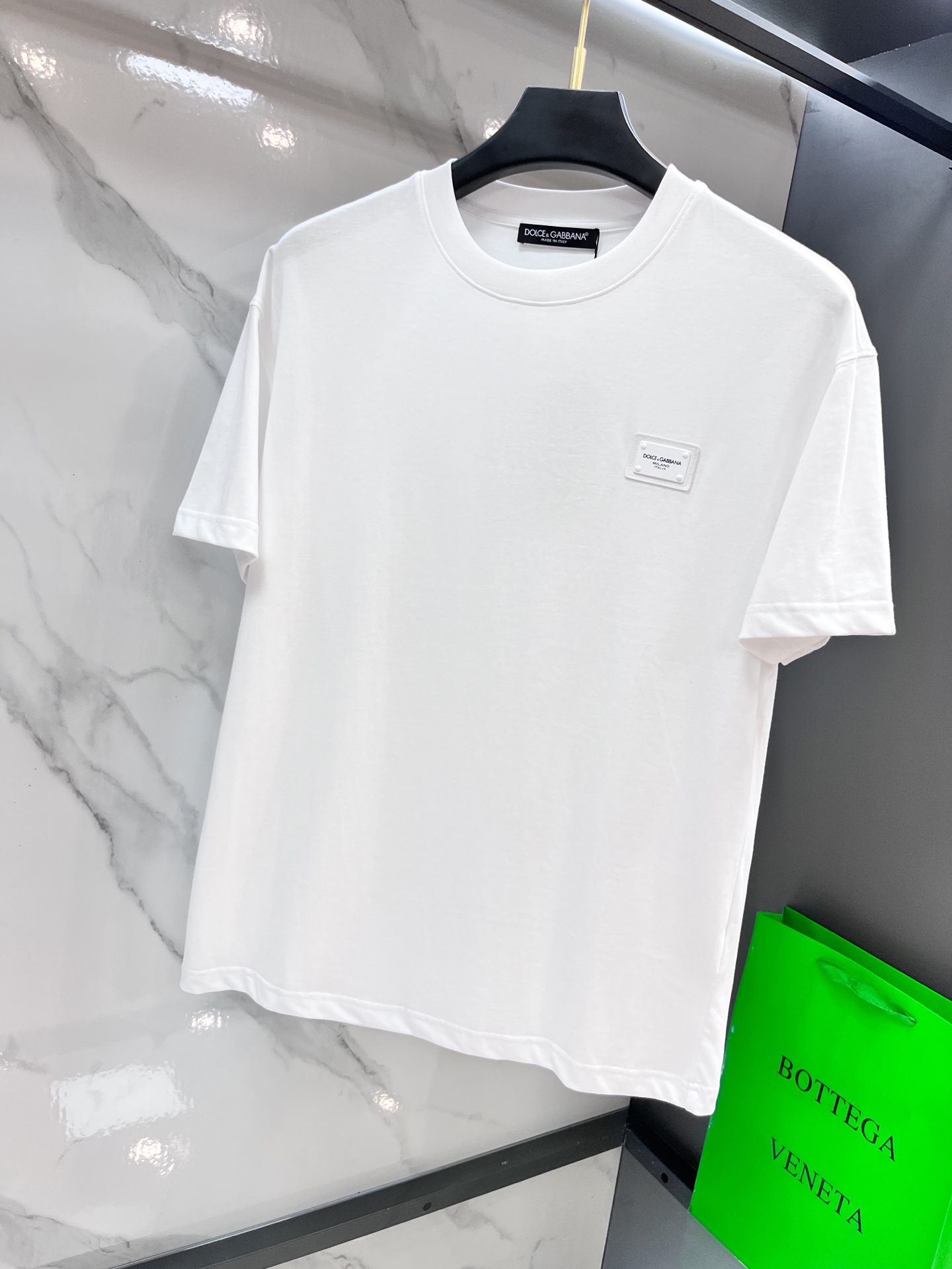 DG 25SS春夏新款首发最新圆领T恤 高端订制 设计前卫时尚！品牌logo重工艺设计 高端定制240克