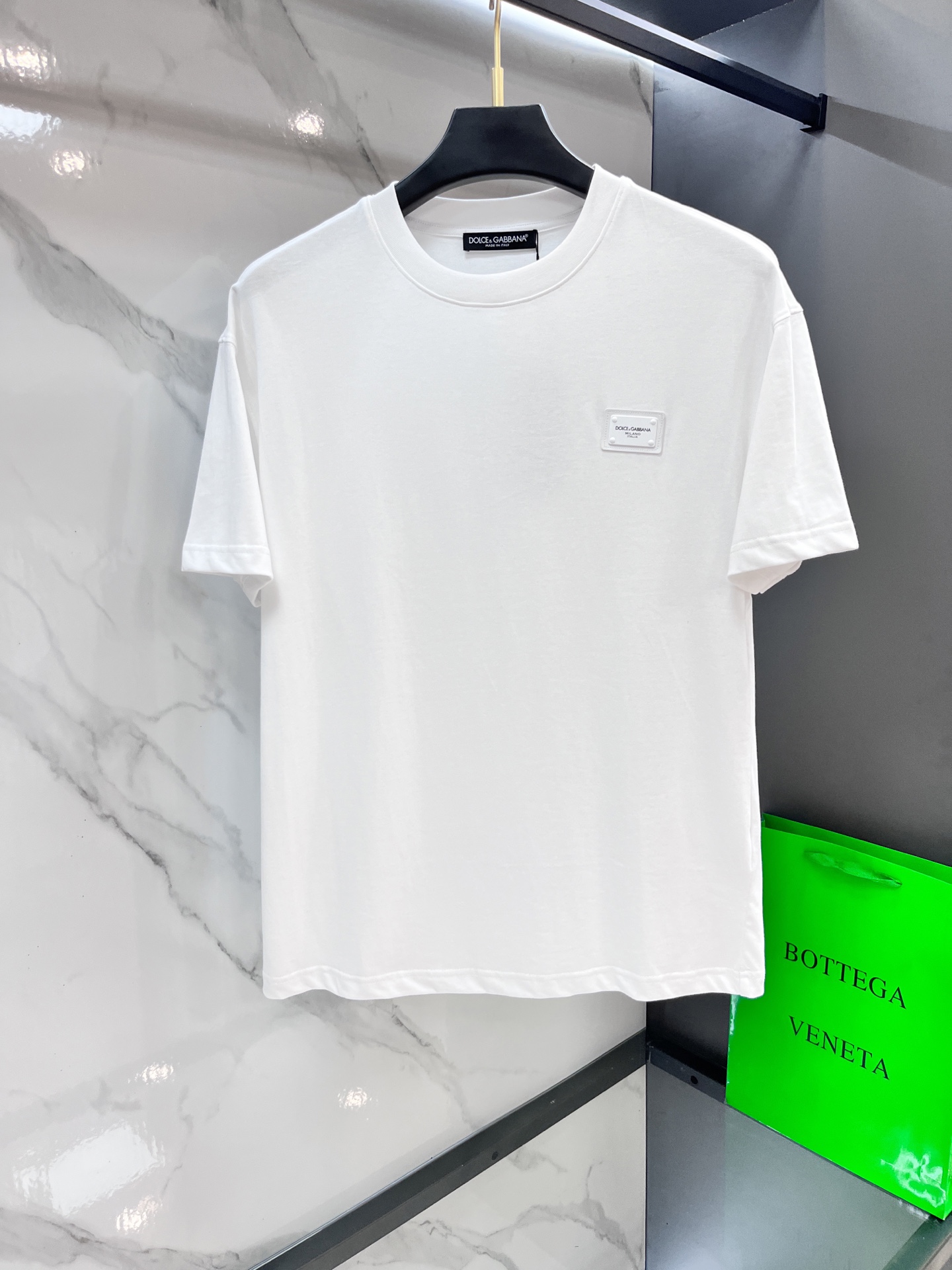 DG 25SS春夏新款首发最新圆领T恤 高端订制 设计前卫时尚！品牌logo重工艺设计 高端定制240克