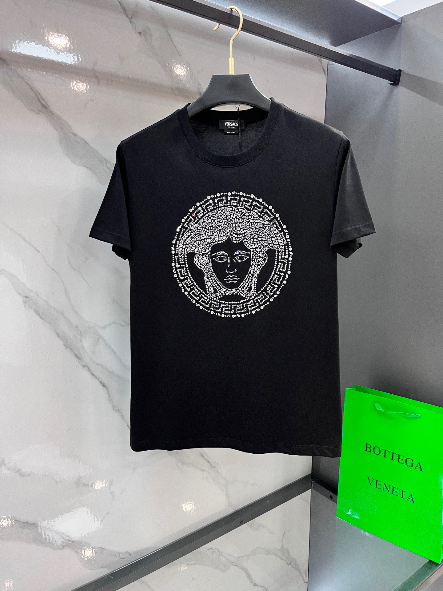 VERSACE/范思哲 2025春夏装欧洲GW专柜新款 走秀网红款定制 顶级原单时尚休闲短袖T恤。25s
