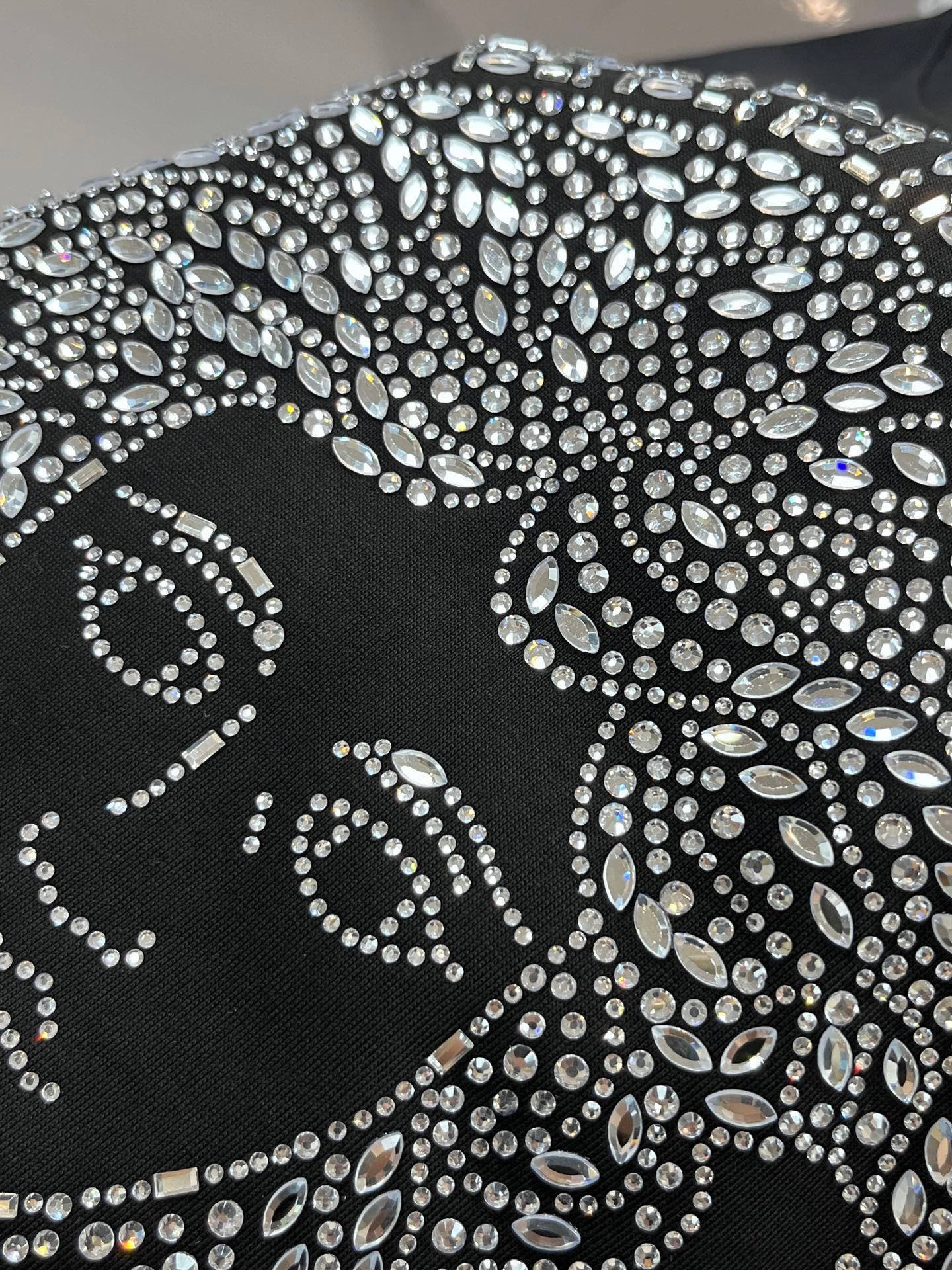 VERSACE/范思哲 2025春夏装欧洲GW专柜新款 走秀网红款定制 顶级原单时尚休闲短袖T恤。25s