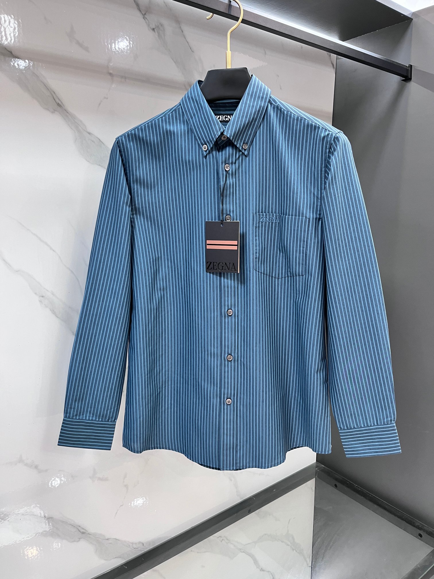 杰尼亚 2025ss新款男士长袖 衬衫 衬衣，高端版本！定制面料 透气舒适度高，细节无可挑剔，品牌元素设