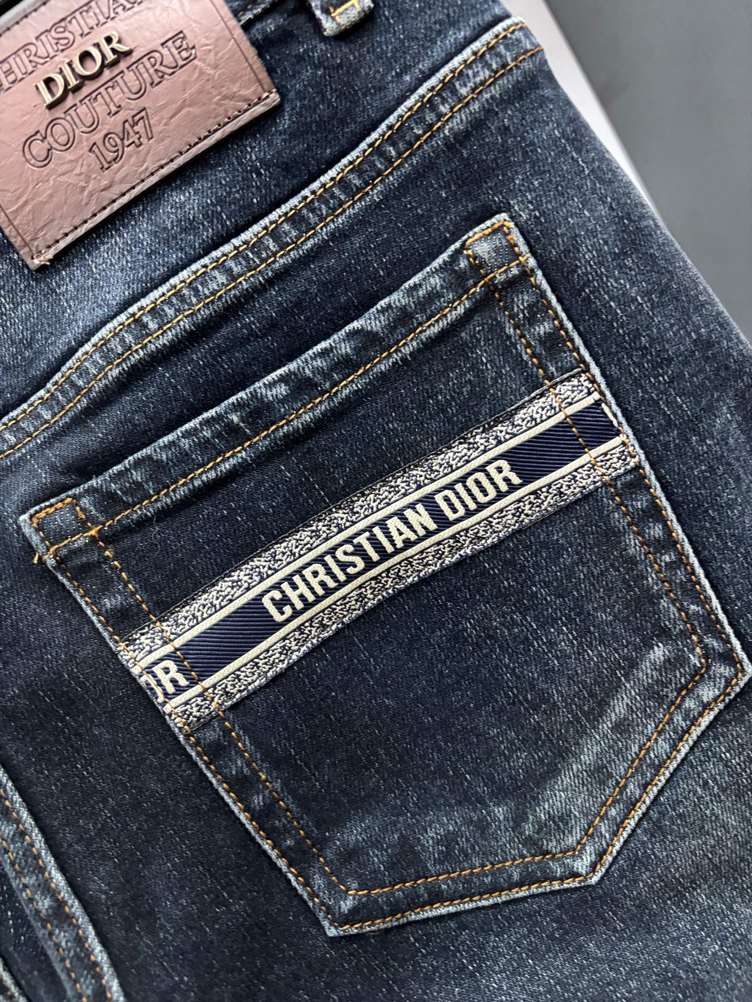 迪奥 🔥高端定制、2025早秋最新款牛仔裤 柜台同步发售 原版定制 客供五金辅料 原单品质 进口固色牛仔