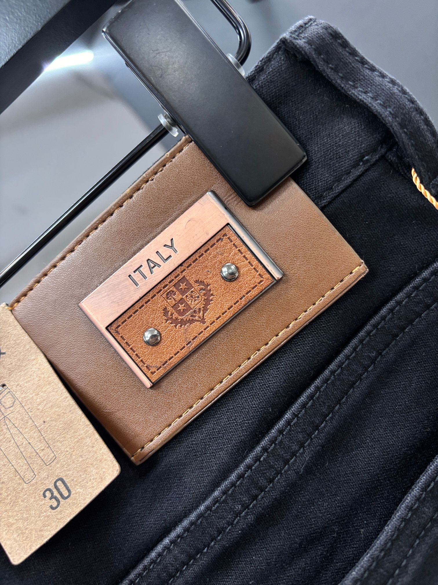 lP🆕 🔥高端定制、2025早秋最新款牛仔裤 柜台同步发售 原版定制 客供五金辅料 原单品质 进口固色牛