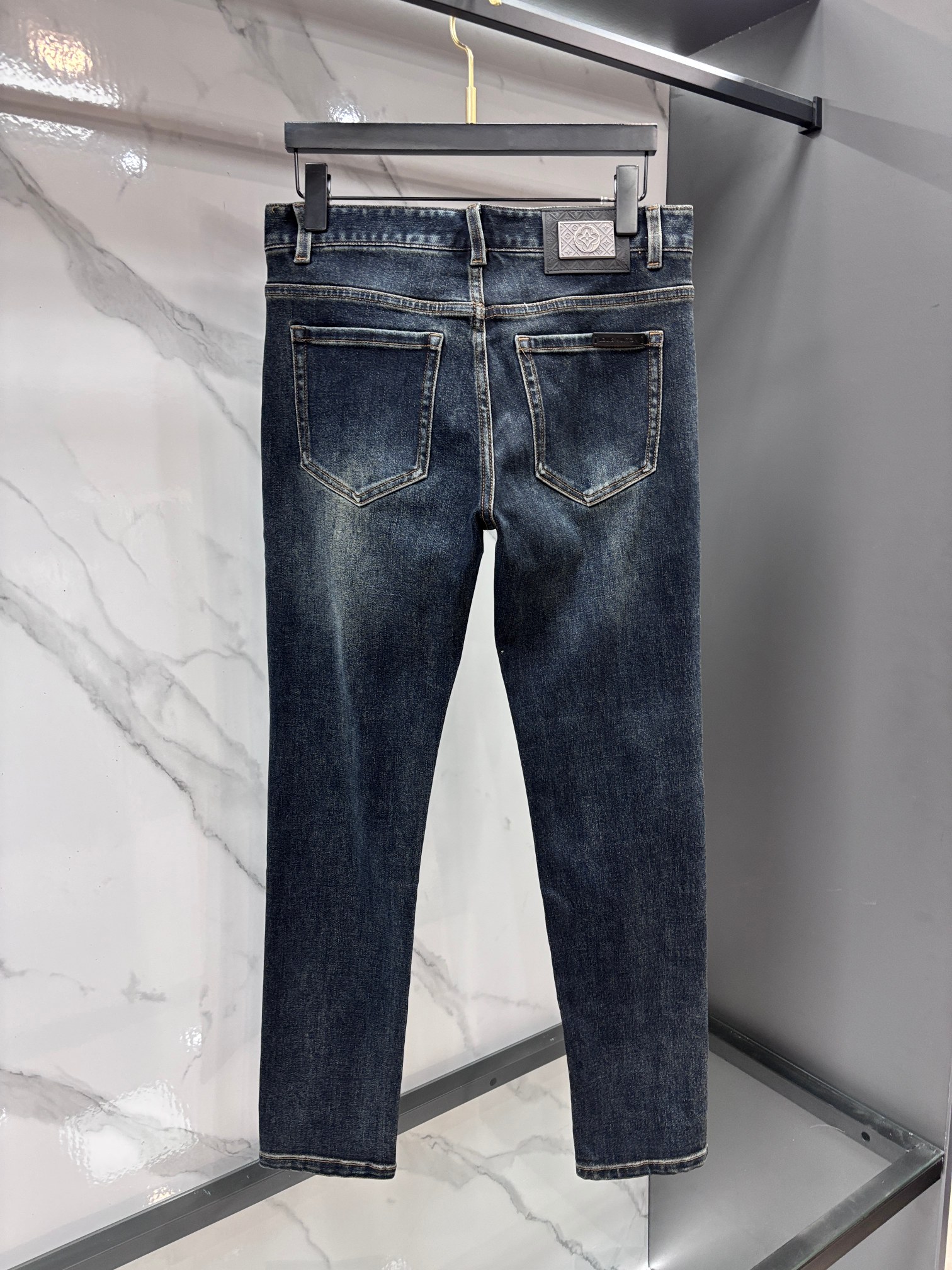 路易威登 Louis Vuitton 高级成衣风衣外套及大衣服装 #0D776854 3