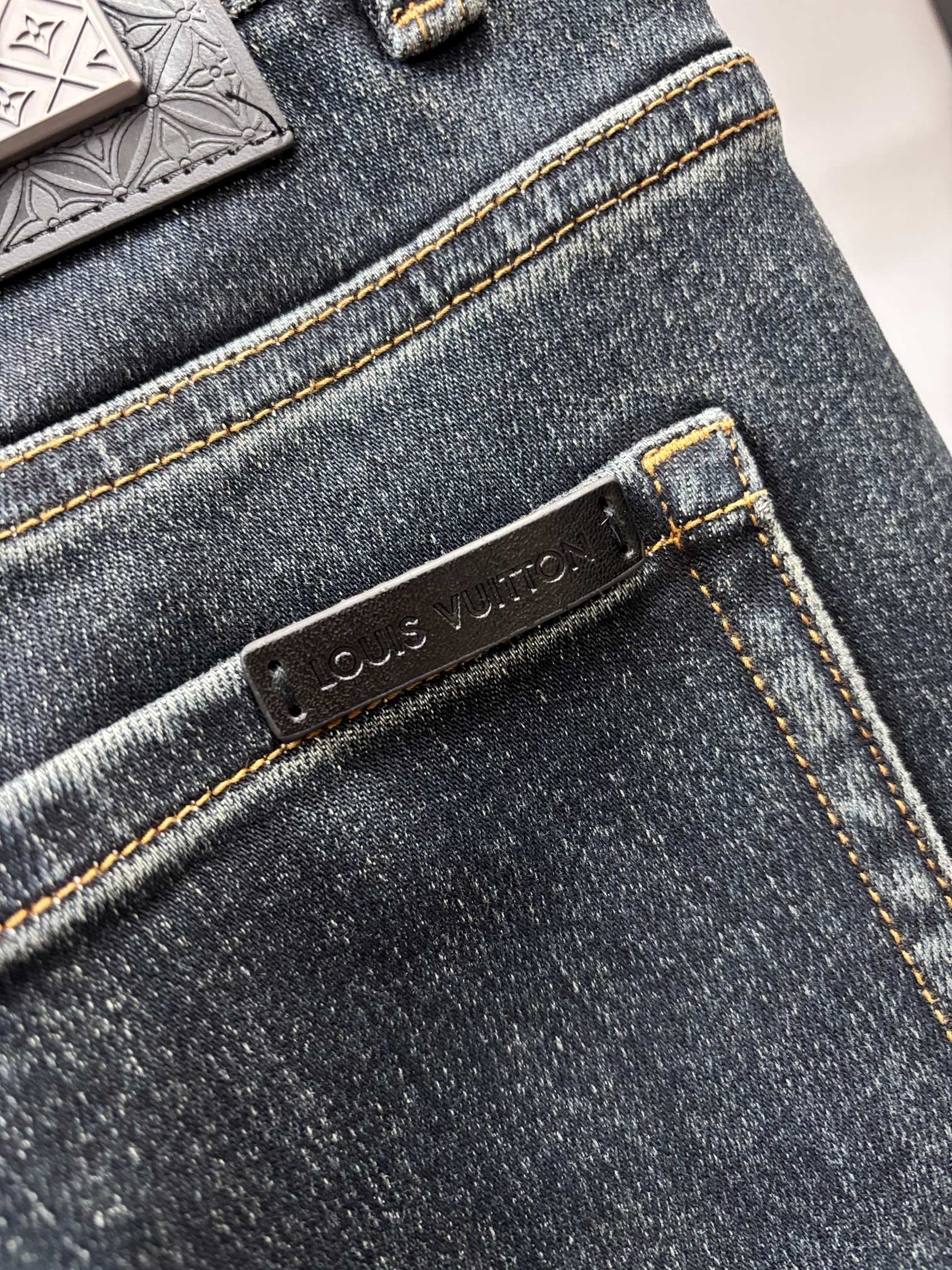 路易威登 Louis Vuitton 高级成衣风衣外套及大衣服装 #0D776854 8