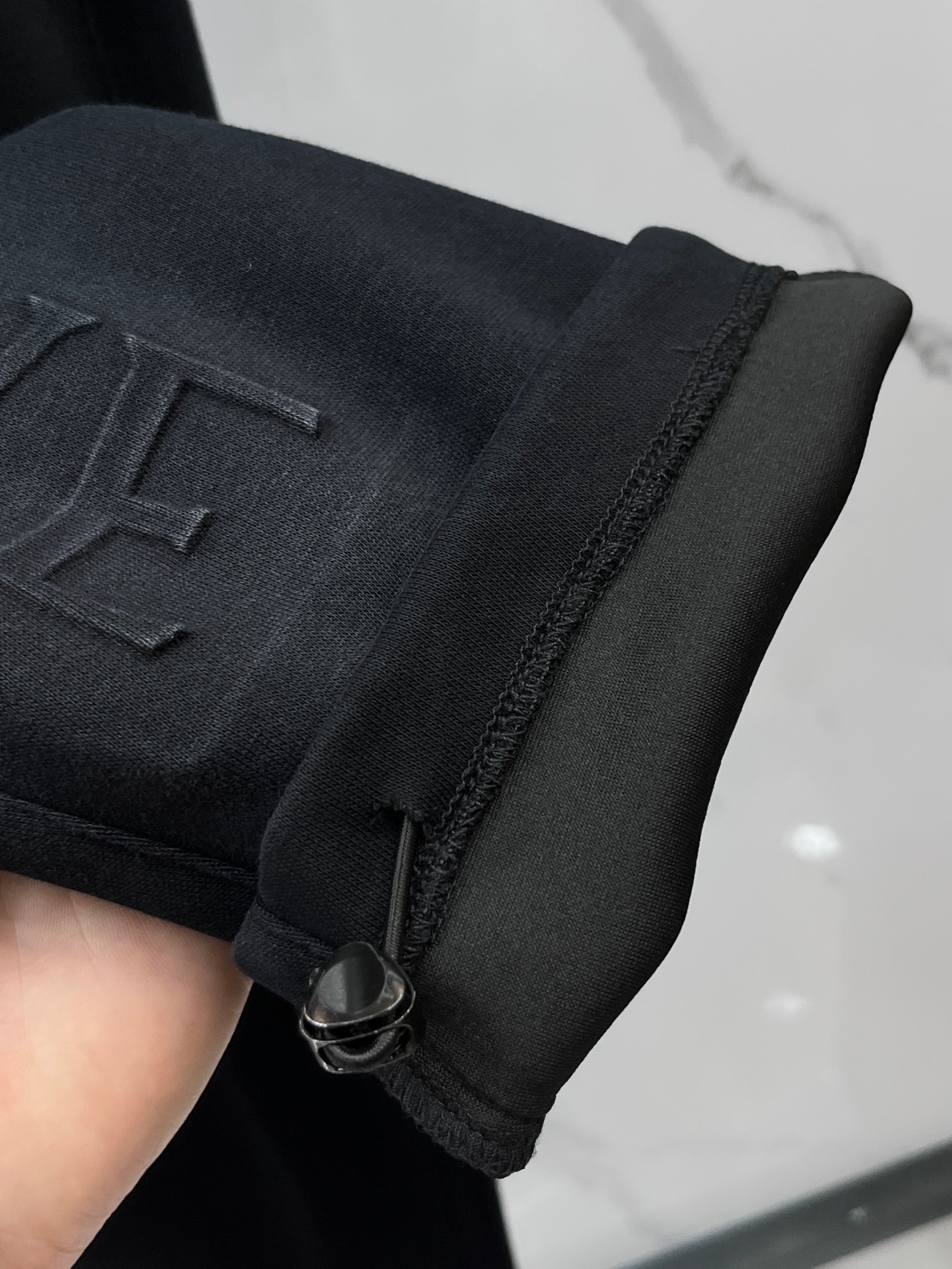 罗意威 2026秋冬新款休闲裤，高端版本，定制面料 透气舒适度高，细节无可挑剔，品牌元素设计理念，体现高