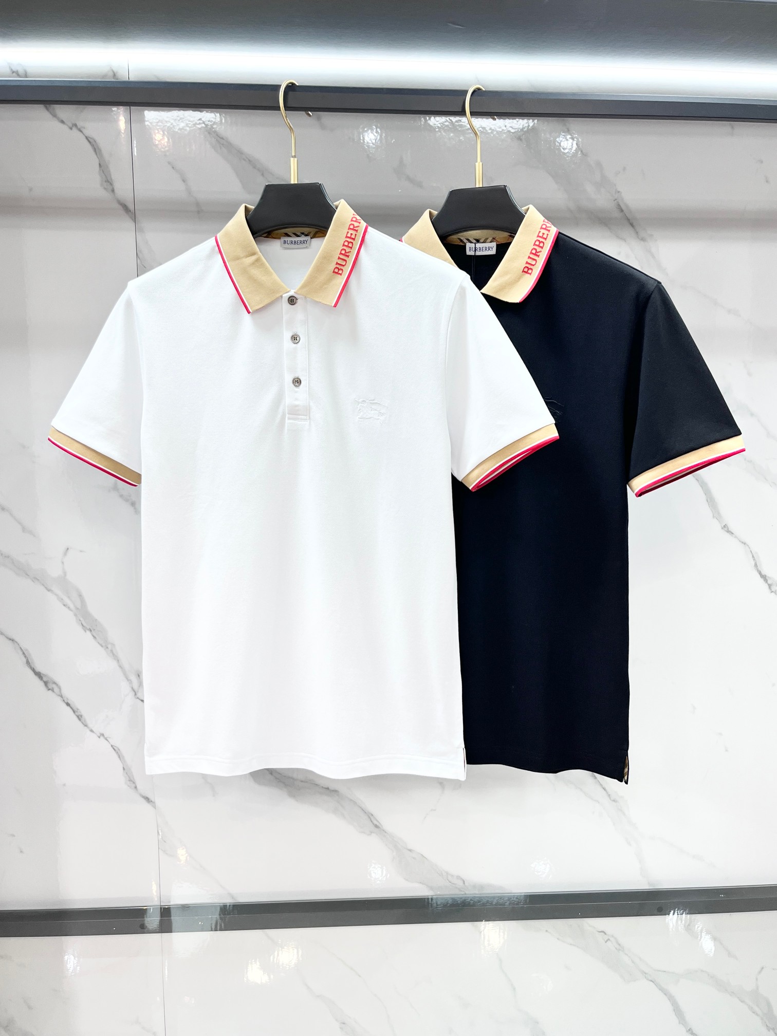 巴宝莉 2026新款高端商务Polo 白领 单位人士必入单品！ 休闲商务翻领短袖，科技面料，体感非常棒，