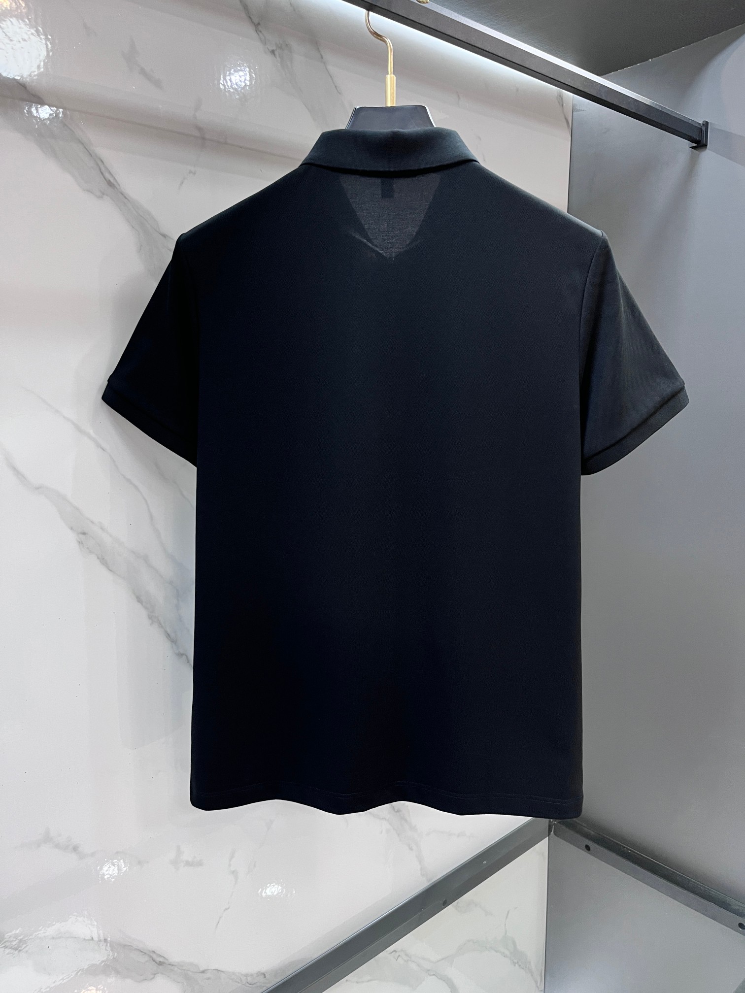 爱马仕 2026新款高端商务Polo 白领 单位人士必入单品！ 休闲商务翻领短袖，科技面料，体感非常棒，