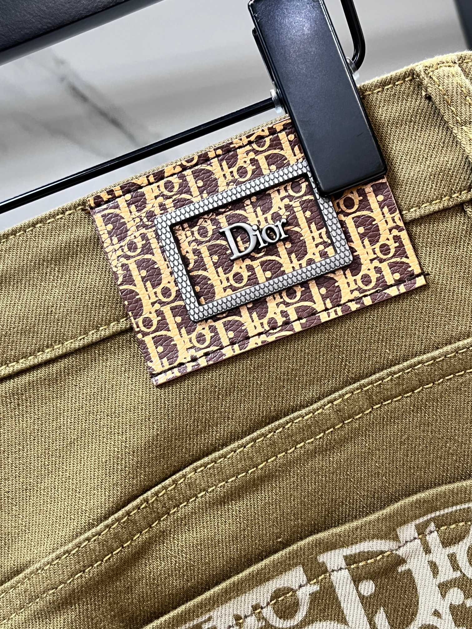 迪奥 🔥高端定制、2026早秋最新款牛仔裤 柜台同步发售 原版定制 客供五金辅料 原单品质 进口固色牛仔