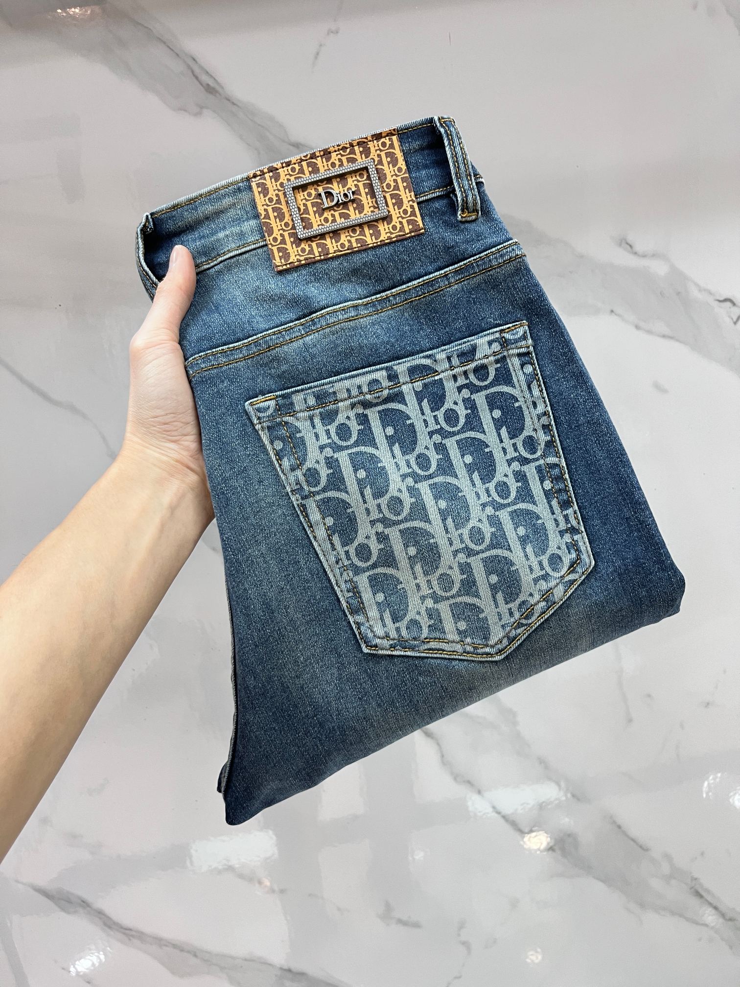 迪奥 🔥高端定制、2026早秋最新款牛仔裤 柜台同步发售 原版定制 客供五金辅料 原单品质 进口固色牛仔