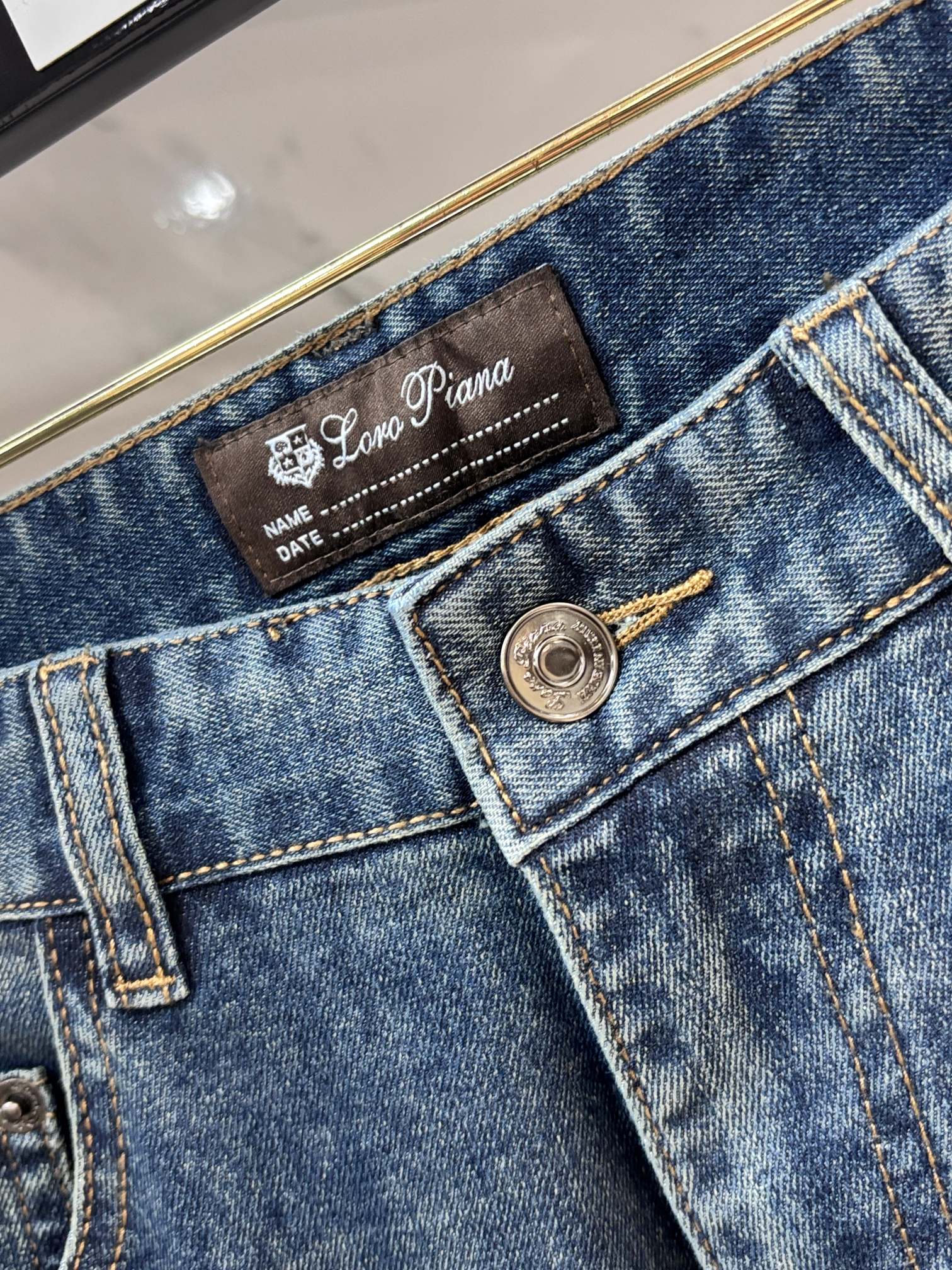 Loro piana 🔥高端定制、2026早秋最新款牛仔裤 柜台同步发售 原版定制 客供五金辅料 原单品