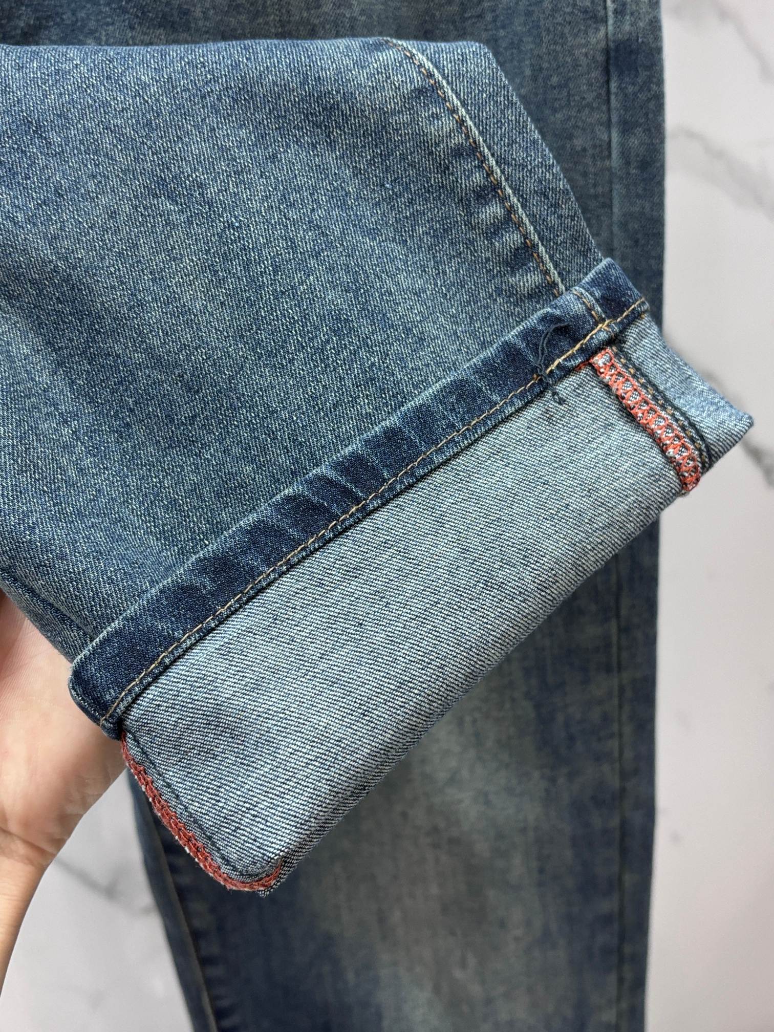 Loro piana 🔥高端定制、2026早秋最新款牛仔裤 柜台同步发售 原版定制 客供五金辅料 原单品