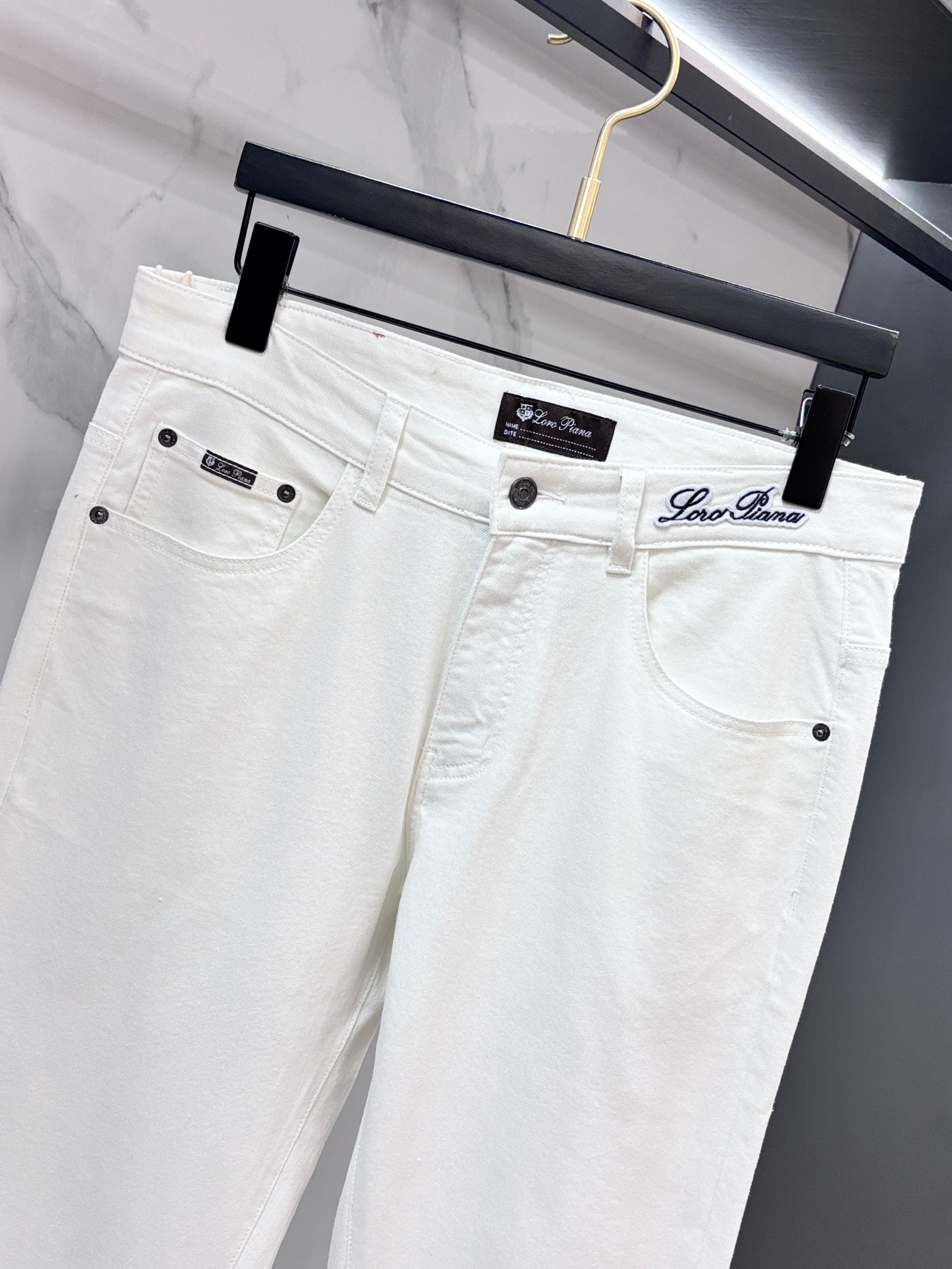 Loro piana 🔥高端定制、2026早秋最新款牛仔裤 柜台同步发售 原版定制 客供五金辅料 原单品