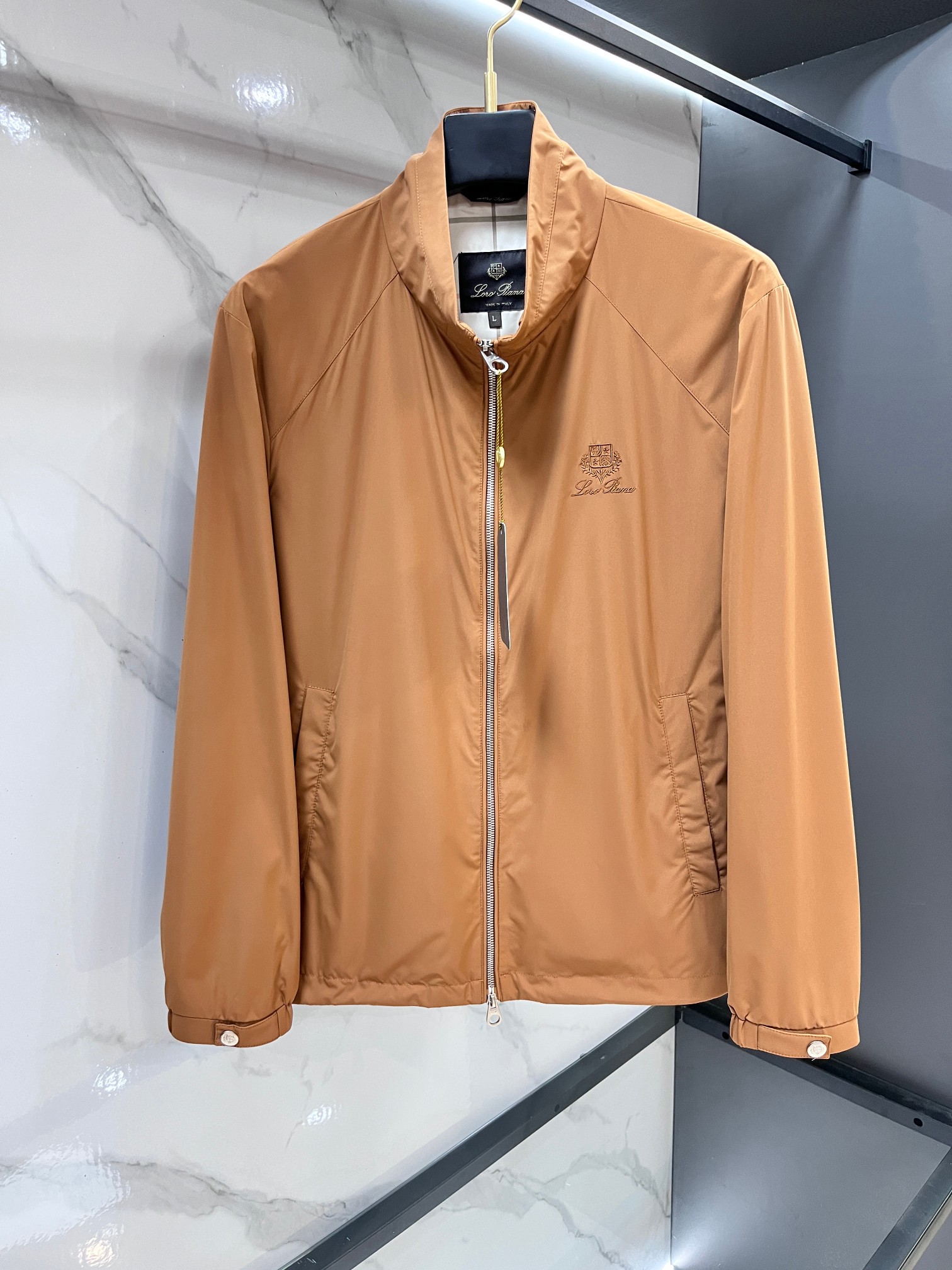 Loro piana 早春经典男士商务休闲小站领夹克外套.颇具意大利典型风格的时装，贸易公司渠道臻品 在