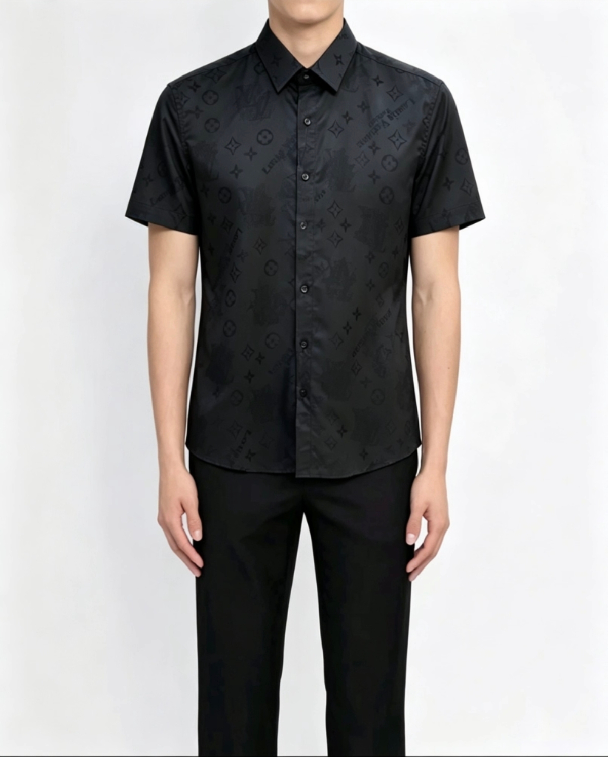 NO:777893,Lv 2026ss new men's short-sleeved shirt, high-end version!  Customized fabric with high breathability and comfort, impeccable details, brand element design concept, reflecting high quality. It feels delicate and soft!  It presents a casual cut and the upper body shape is awesome!  …………………………………………………… SizeM-XXXL,,louis vuitton,shirts,T-shirt,19860909Lv 2026ss新款男士短袖 衬衫 衬衣,高端版本！定制面料 透气舒适度高,细节无可挑剔,品牌元素设计理念,体现高品质.手感细腻柔软！呈现休闲裁剪,上身版型超赞！…………………………………………………… SizeM-XXXL,,louis vuitton,shirts,T-shirt,,Men's clothing