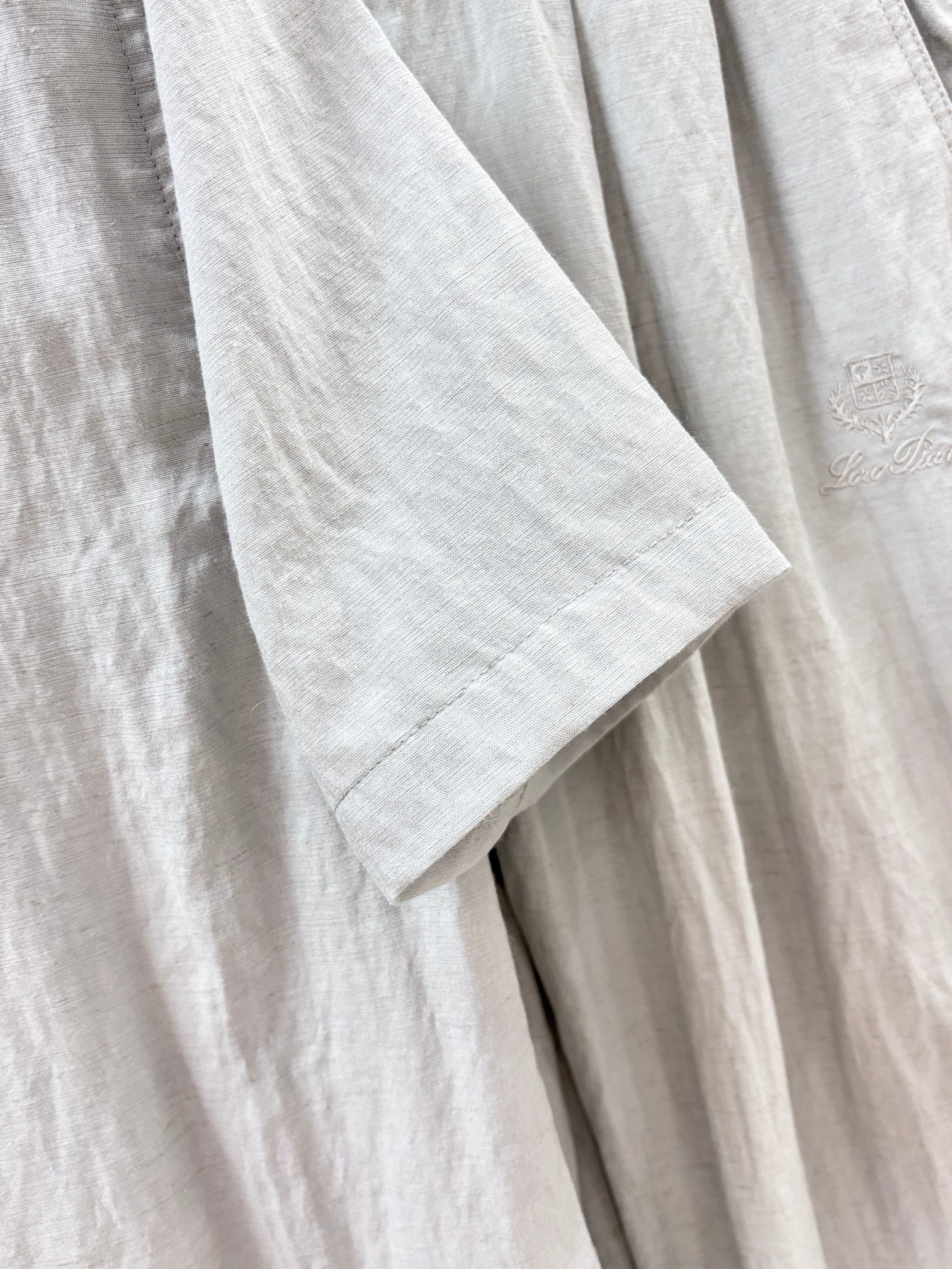 Loro Piana 春款老钱风套装 顶级品质  定制顶级亚麻面料，优点是透气性拉满，自带天然肌理感，夏