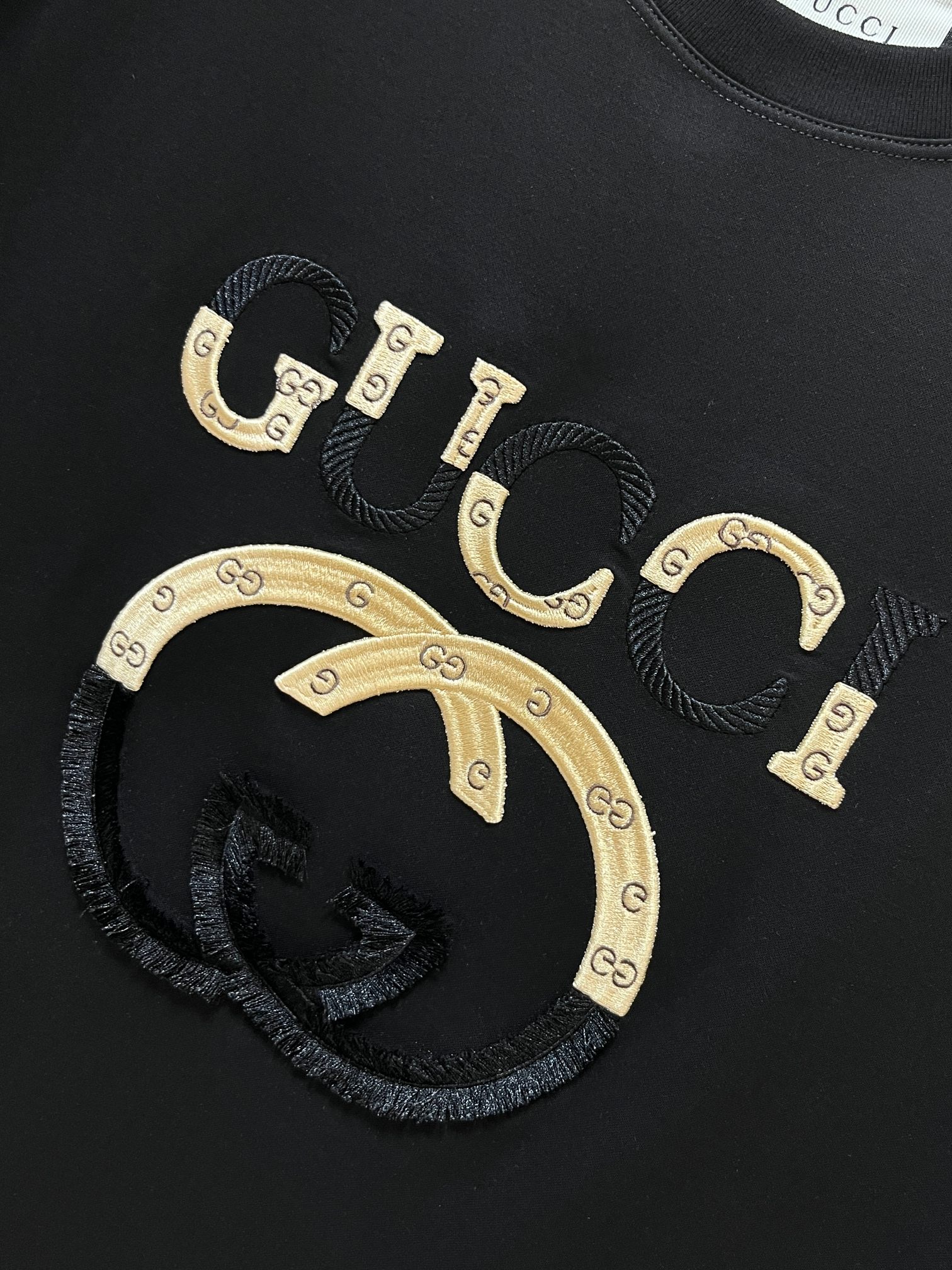 Gucci 官网同款⚠️重磅推荐！2026ss夏装新品 专柜在售 最新系列图案logo短袖T恤 必须人手