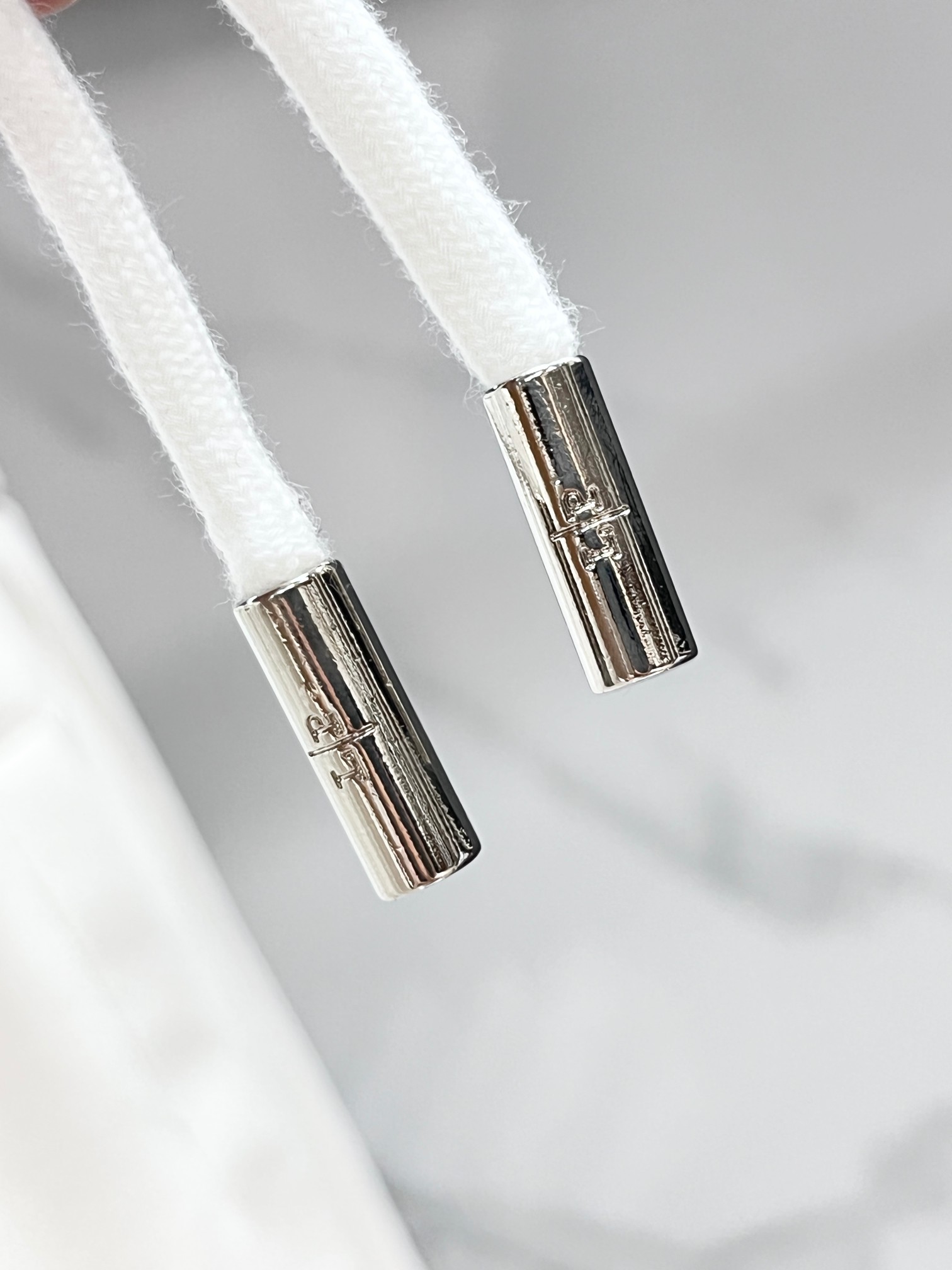 Loro Piana 春夏最新款，男女同款，经典设计短袖T恤短裤套装，微扩版型，定制空气层面料，手感柔软