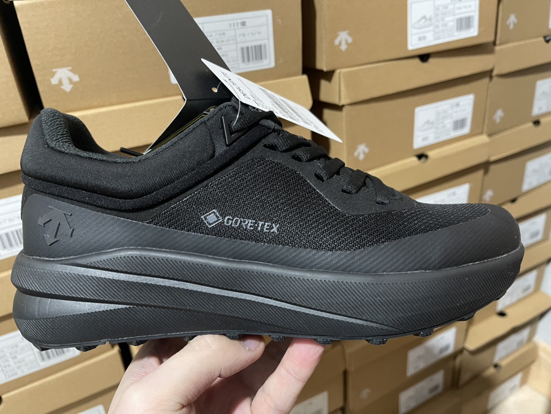 NO:273878,DiSant Black Breathable Net Spot 39-45 Correct Version,19860909迪桑特黑色透气网现货供应39-45 正确版本,,Men's shoes