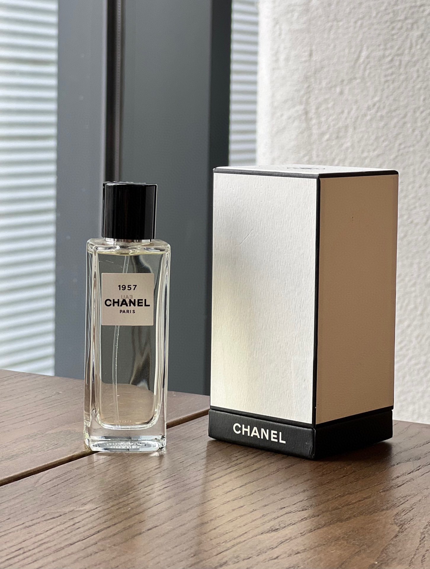 NO:809111,CHANEL Chanel 1957 Collection Series 75ml Attributes Women's Fragrance Fragrance Fragrance Top Notes Musk Aldehyde Bergamot Pink Pepper Coriander Middle Notes Musk Orange Blossom Jasmine Base Notes Musk Orris Root Cashmere Cedar Honey Vanilla, Perfume, Chanel, Chanel19860909CHANEL 香奈儿 1957珍藏系列 75ml 属性女香 香调芳香调 前调麝香 醛 香柠檬 粉红胡椒 芫荽 中调麝香 橙花 茉莉 后调麝香 鸢尾根 开司米酮 雪松 蜂蜜 香草,香水,chanel,chanel,accessory