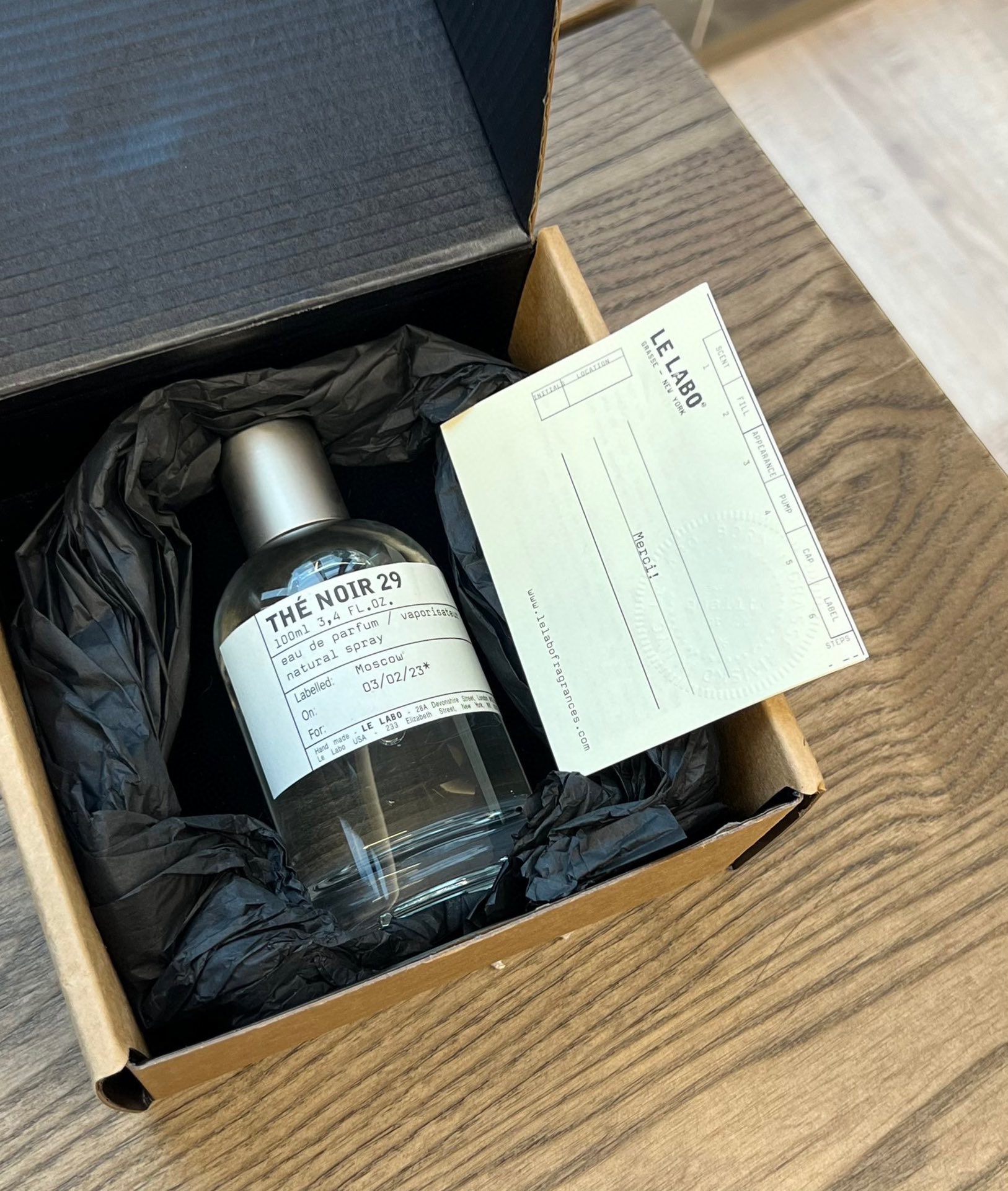NO:809847,Laboratory Le Labo Black Tea No. 29 Attributes Neutral Fragrance Fragrance Fragrance Top Notes Bergamot Fig Bay Leaf Middle Notes Cedar Vetiver Musk Base Notes Hay Tobacco, Perfume19860909实验室 Le Labo 红茶29号 属性中性香 香调芳香调 前调香柠檬 无花果 月桂叶 中调雪松 香根草 麝香 后调干草 烟草,香水,accessory