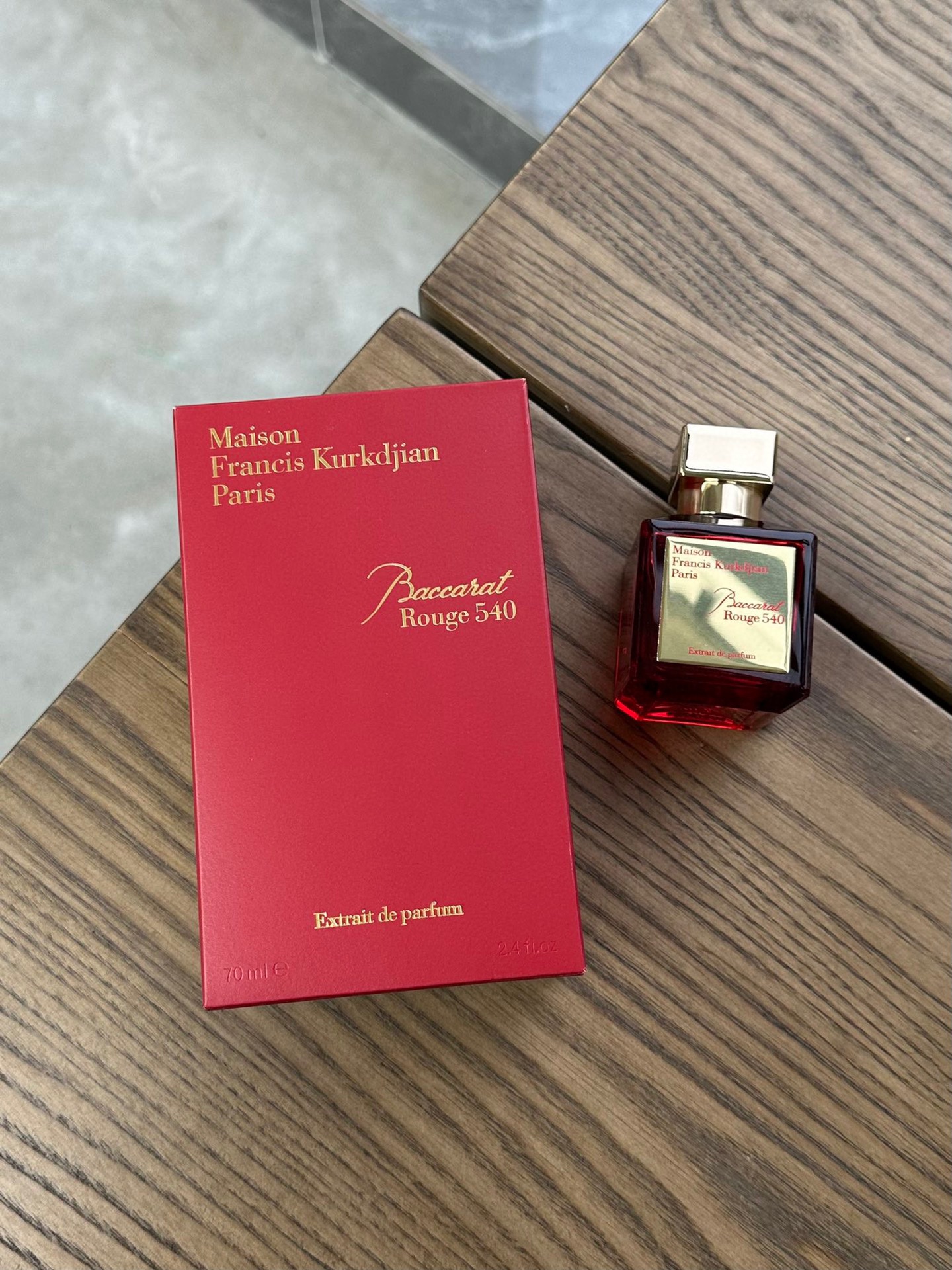 NO:810770,Maison Francis Kurkdjian Francis Kurkdjian Red Baccarat Essence Edition 70ml Attributes Neutral Fragrance Fragrance Oriental Floral Fragrance Top Note Almond Saffron Middle Note Jasmine Cedar Base Note Musk Woody Ambergris, Perfume19860909Maison Francis Kurkdjian 弗朗西斯·库尔吉安 红色百家乐 香精版70ml 属性中性香 香调东方花香调 前调杏仁 藏红花 中调茉莉 雪松 后调麝香 木质香 龙涎香,香水,accessory