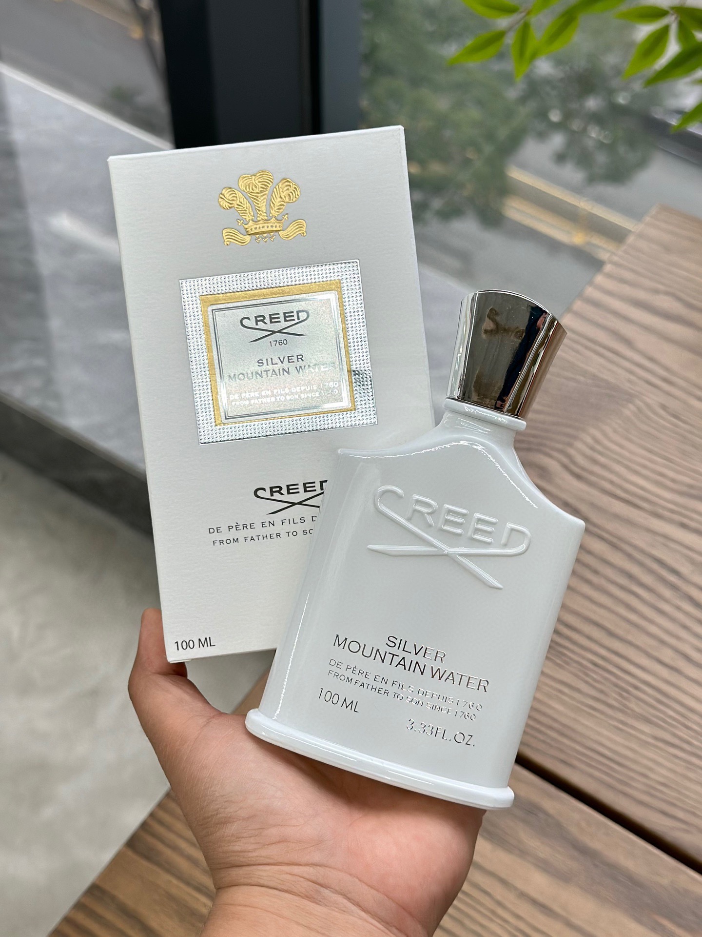 NO:810919,Creed Silver Spring 100ml Neutral fragrance Fragrance aroma Top notes Bergamot Citrus Orange Blossom Oil Blackcurrant Galbanum Middle notes Tea Ozone Base notes Musk Sandalwood, perfume19860909Creed 恺芮得 银色山泉100ml 属性中性香 香调芳香调 前调香柠檬 柑橘 橙花油 黑加仑 白松香 中调茶叶 臭氧 后调麝香 檀香木,香水,accessory