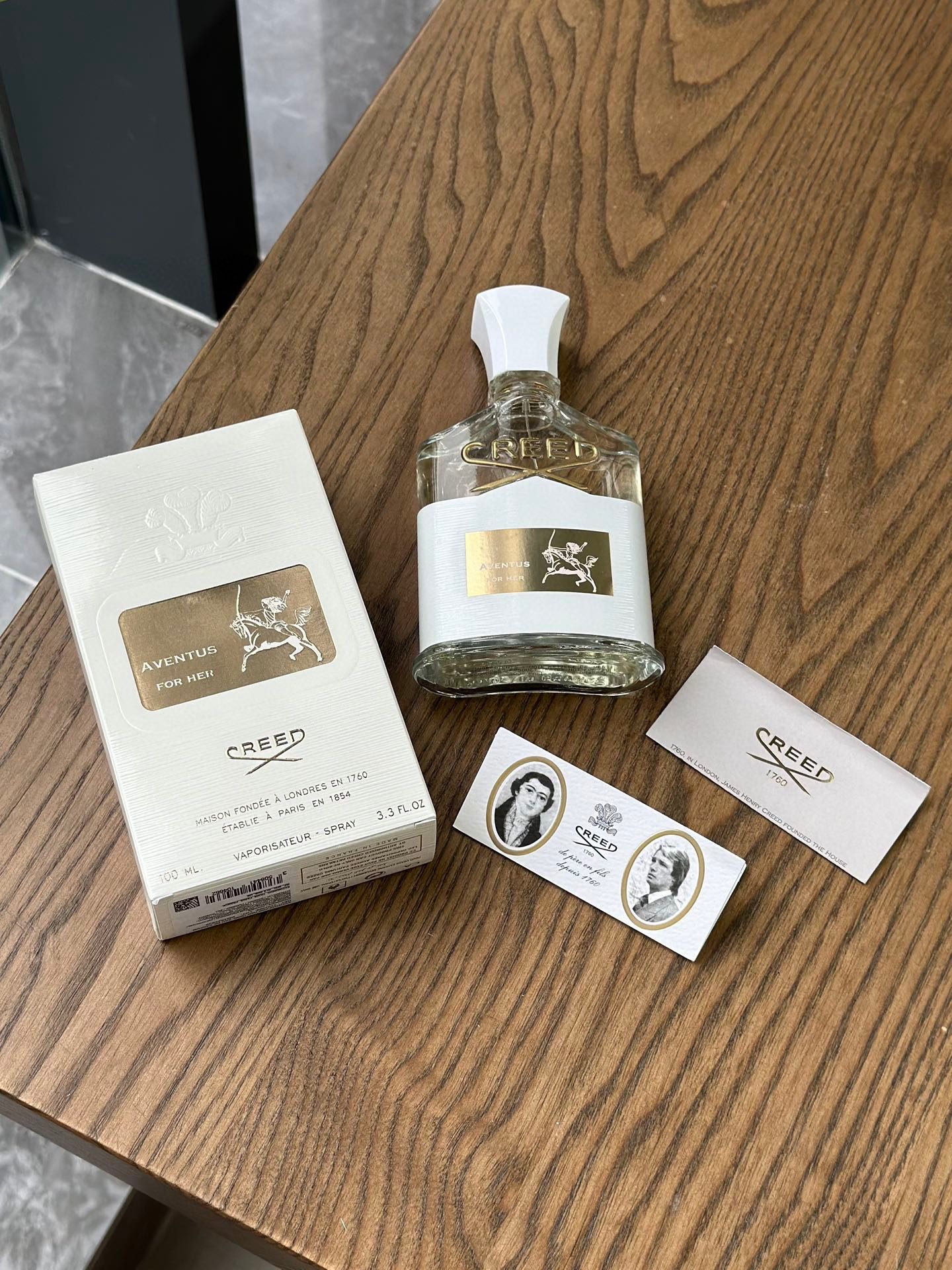 NO:894586,Creed Eau de Napoleon women's perfume 100ml Attributes of women's fragrance Fruity chypre Top notes Apple Bergamot Patchouli Lemon Pink Pepper Violet Middle Notes Musk Rose Sandalwood Benzoin Base Notes Blackcurrant Peach Amber Lilac Ylang Ylang, perfume19860909Creed 恺芮得 拿破仑之水女士香水100ml 属性女香 香调果香西普调 前调苹果 香柠檬 广藿香 柠檬 粉红胡椒 紫罗兰 中调麝香 玫瑰 檀香木 安息香 后调黑加仑 桃子 琥珀 紫丁香 依兰,香水,accessory
