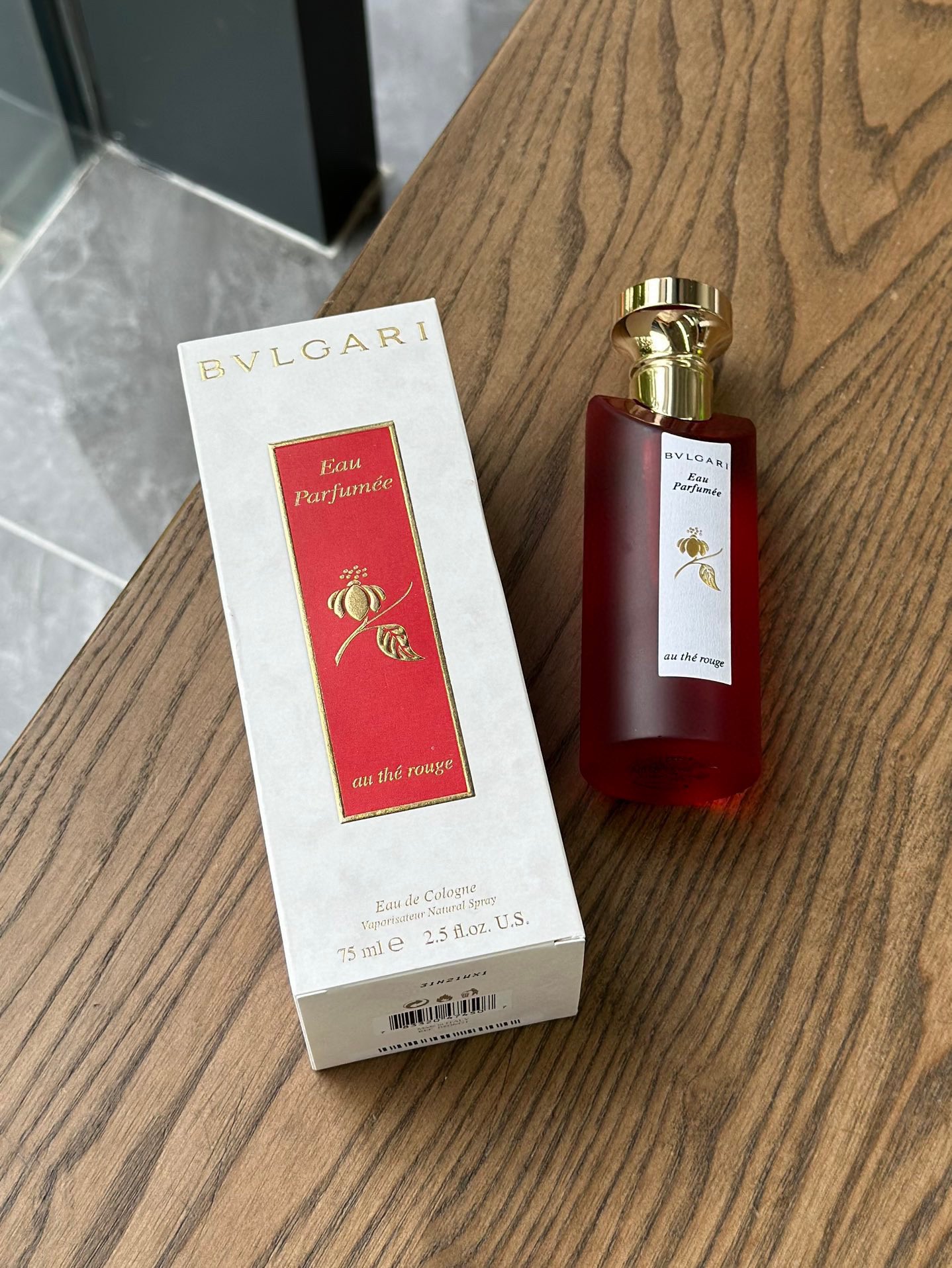 NO:809049,Bvlgari Black Tea (Minghong) 75ml Attributes: Neutral fragrance Woody Oriental Fragrance Top notes Pink pepper Bergamot Orange Middle notes Tea Fig Back notes Walnut Resin Musk, Perfume, Bottega Veneta, Bvlgari, Bvlgari19860909Bvlgari 宝格丽 红茶（茗红） 75ml 属性:中性香 香调木质东方调 前调粉红胡椒 香柠檬 橙子 中调茶叶 无花果 后调核桃 树脂 麝香,香水,bottega veneta,bvlgari,bvlgari,accessory