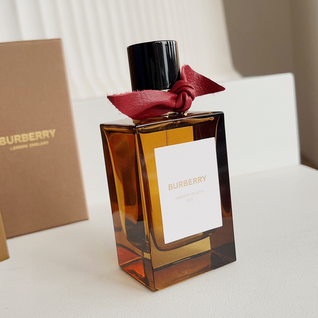 NO:809732,Burberry Amber Heather 100ml Attributes Neutral Fragrance Oriental Fragrance Smell Amber Patchouli Ambergris Vanilla Benzoin Tolu Balsam Peruvian Balsam Tonka Bean Labdanum, Perfume, Burberry19860909Burberry 博柏利 琥珀石楠100ml 属性中性香 香调东方调 气味琥珀 广藿香 龙涎香 香草 安息香脂 妥鲁香脂 秘鲁香脂 零陵香豆 劳丹脂,香水,burberry,accessory