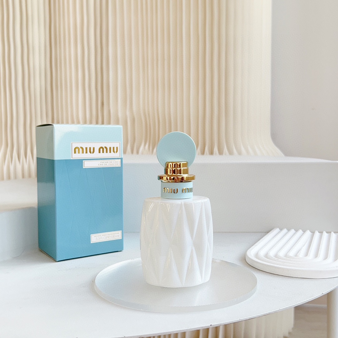 NO:809053,MiuMiu Miu Miu Sweetheart Olay ml, female fragrance, floral and fruity gourmet notes, top note mango, middle note osmanthus, base note coconut milk, perfume, miumiu19860909MiuMiu 缪缪 甜心欧蕾ml 属性女香 香调花果香美食调 前调芒果 中调桂花 后调椰奶,香水,miumiu,accessory