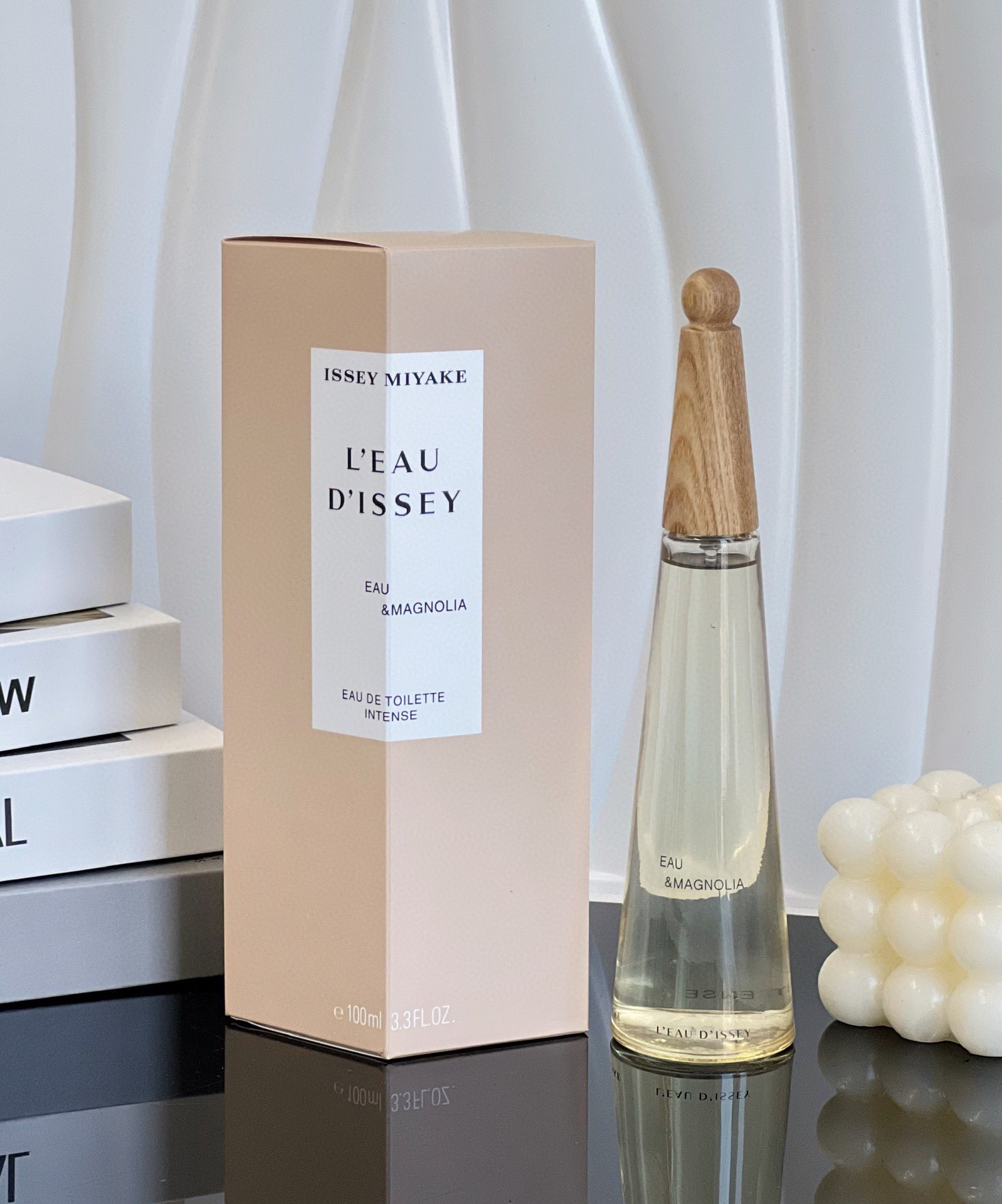 NO:894530,Issey Miyake Mulan ml, female fragrance, aquatic floral fragrance, top note, bergamot, middle note, magnolia, water, base note, sandalwood, perfume, isseymiyake19860909Issey Miyake 三宅一生木兰ml 属性女香 香调水生花香调 前调香柠檬 中调木兰 水 后调檀香木,香水,isseymiyake,accessory
