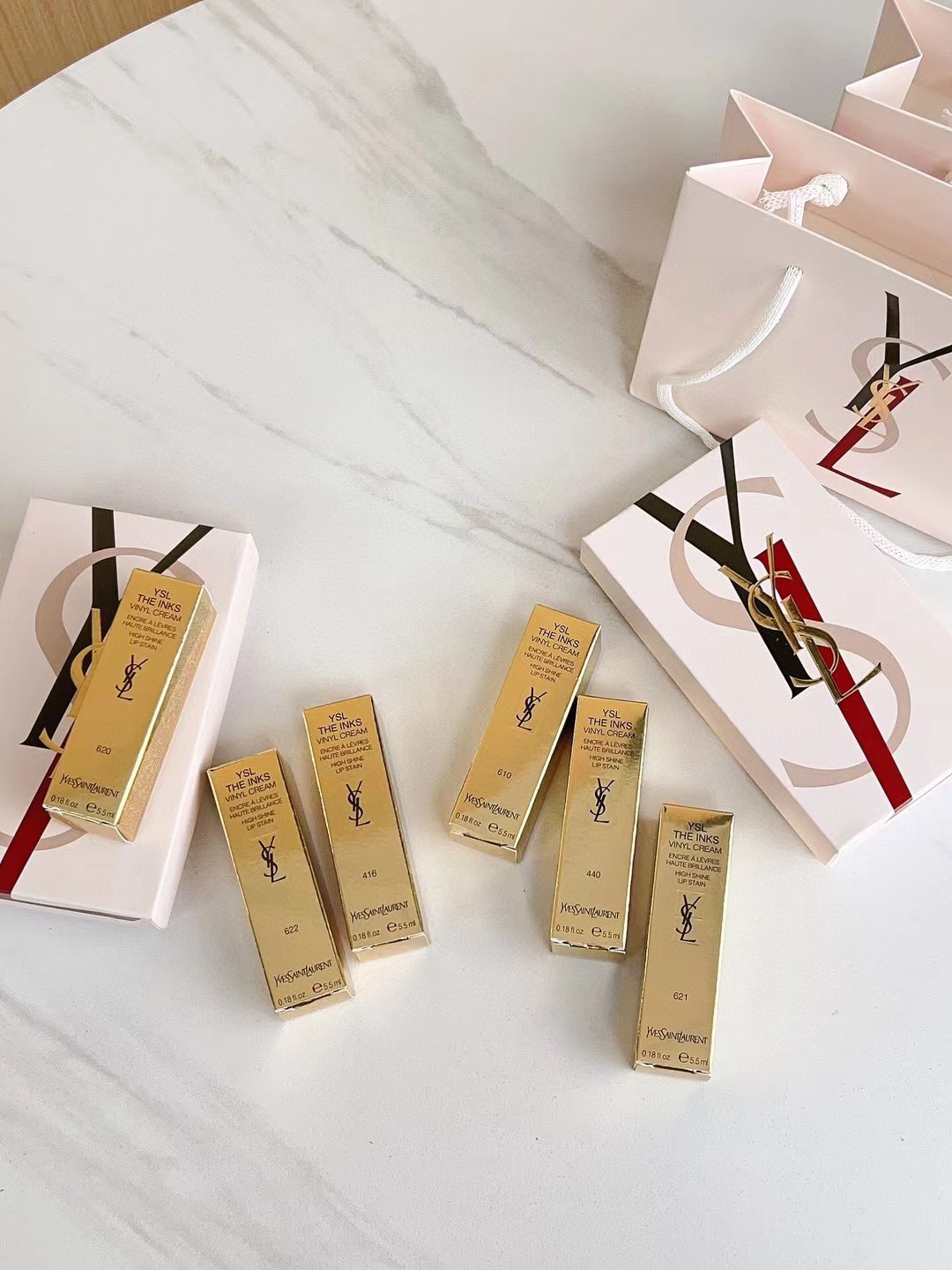 NO:809853,Saint Laurent 520 black tube lip glaze single gift box version!  Color number of your choice, lipstick, lip glaze, lipstick, saint laurent19860909圣罗兰520黑管唇釉单支礼盒版！ 色号自选,口红.唇釉.唇膏,saint laurent,accessory
