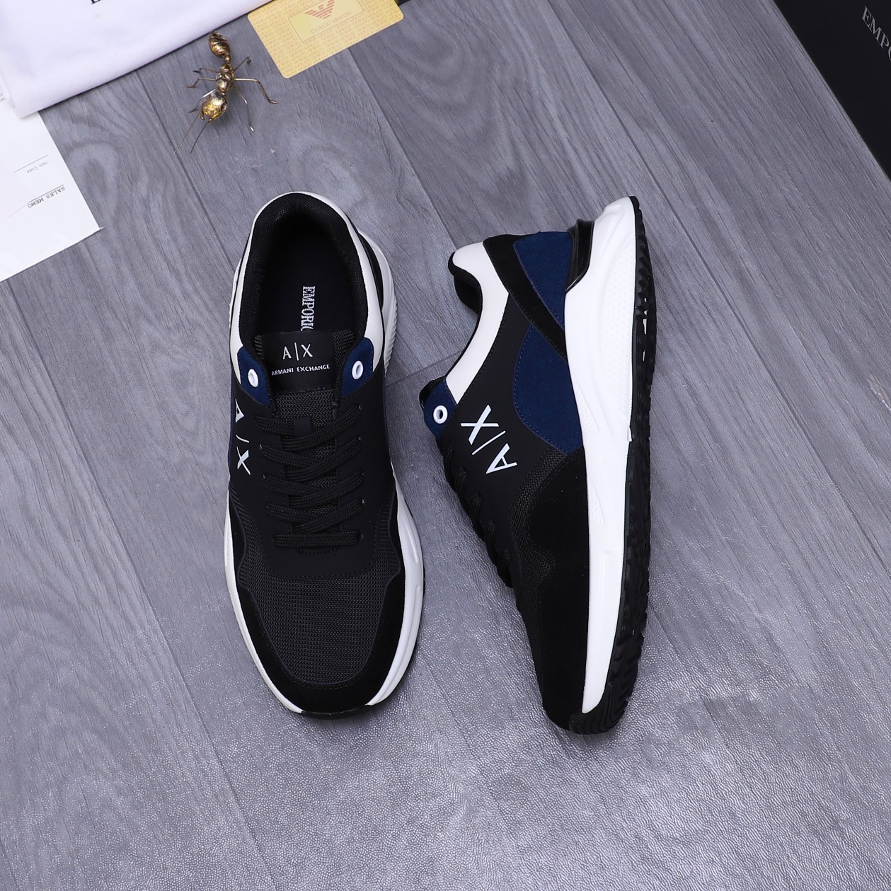 P190 Marca: Armani Zapatos casuales Tamaño: 38-45 Material: cuero de vaca seleccionado costura super