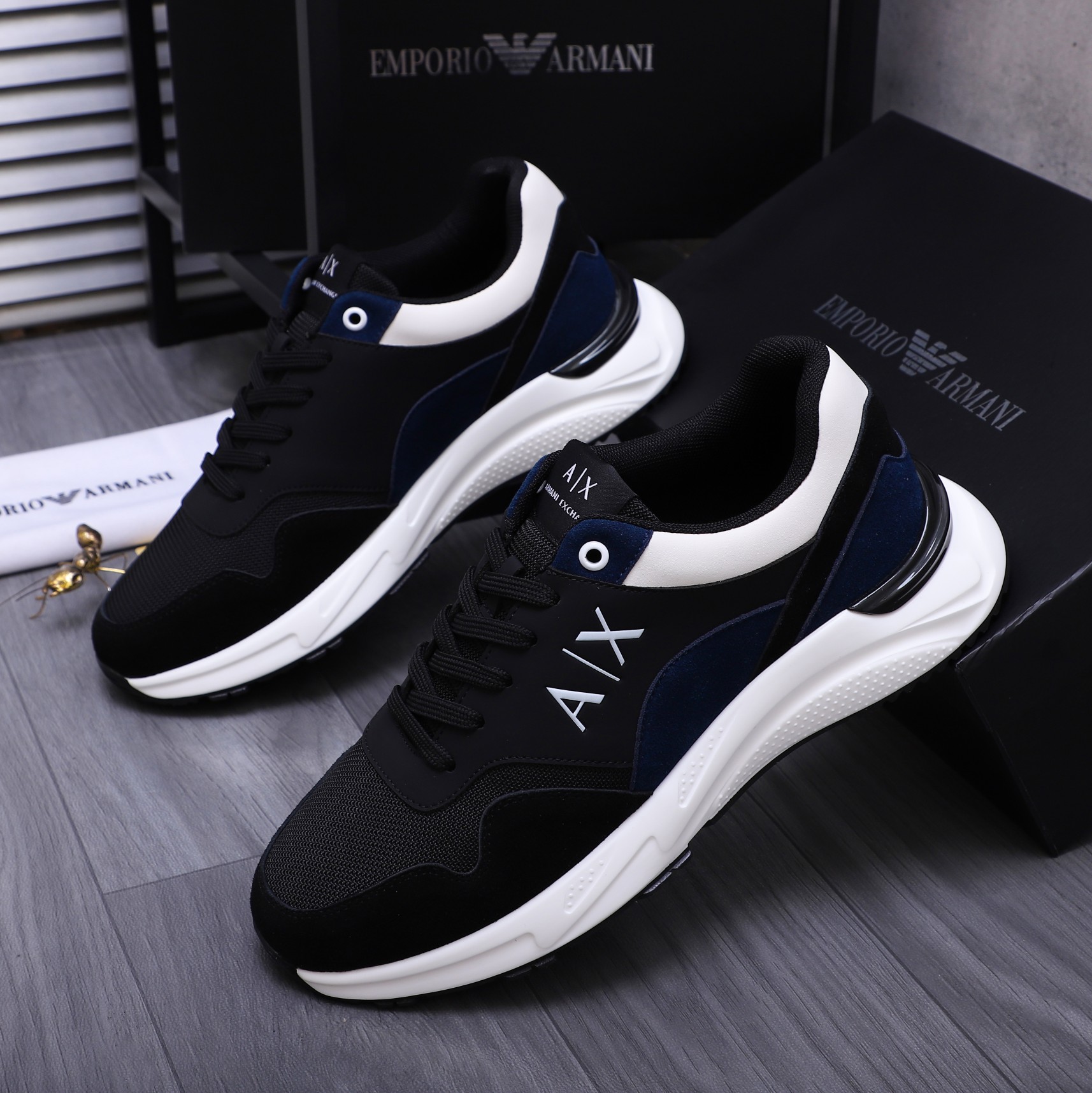 P190 Marca: Armani Zapatos casuales Tamaño: 38-45 Material: cuero de vaca seleccionado costura super