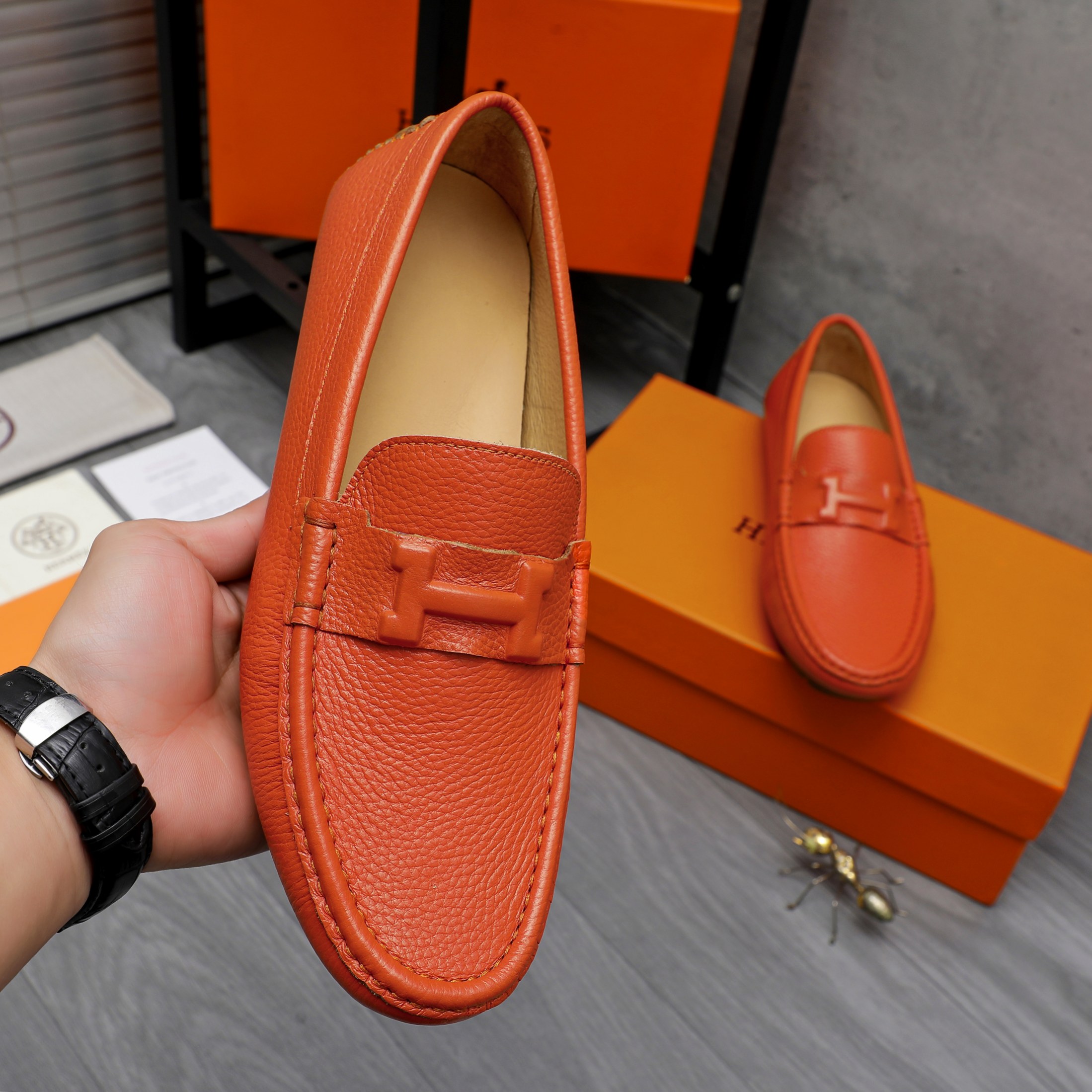 Hermes Men's Leather Loafers Slip-ons Casual Dress Shoes 6 a1741853072346 0001