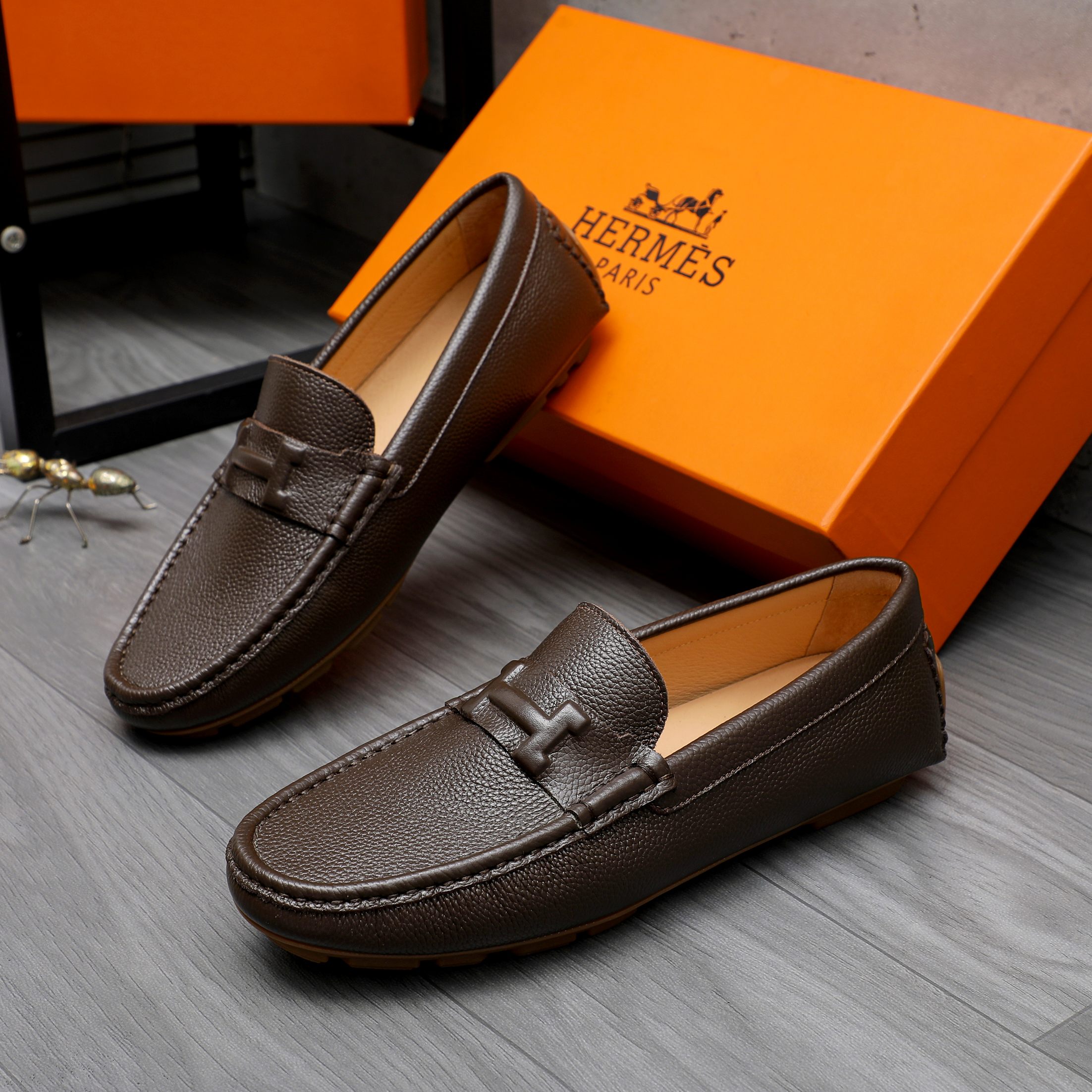 Hermès Leather Loafers: Stylish Comfort in Every Step (Sizes 38-44) 4 a1741853240936 6827