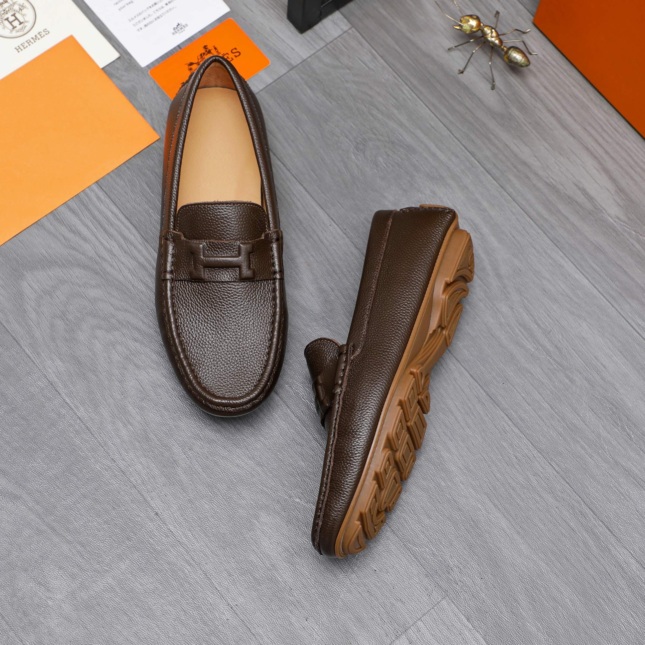 Hermès Leather Loafers: Stylish Comfort in Every Step (Sizes 38-44) 5 a1741853241032 1246