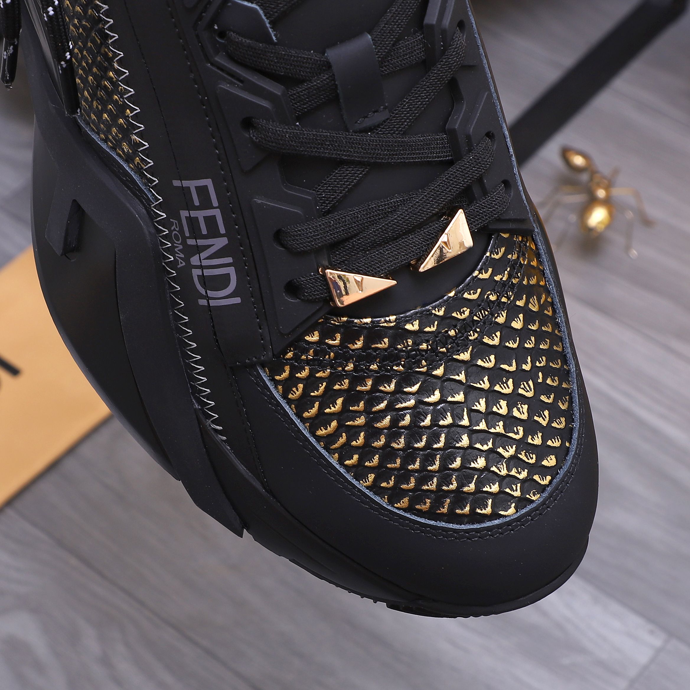 Fendi Men's Snake-Embossed Leather Sneakers - Modern Comfort & Style 9 a1741951098018 5346