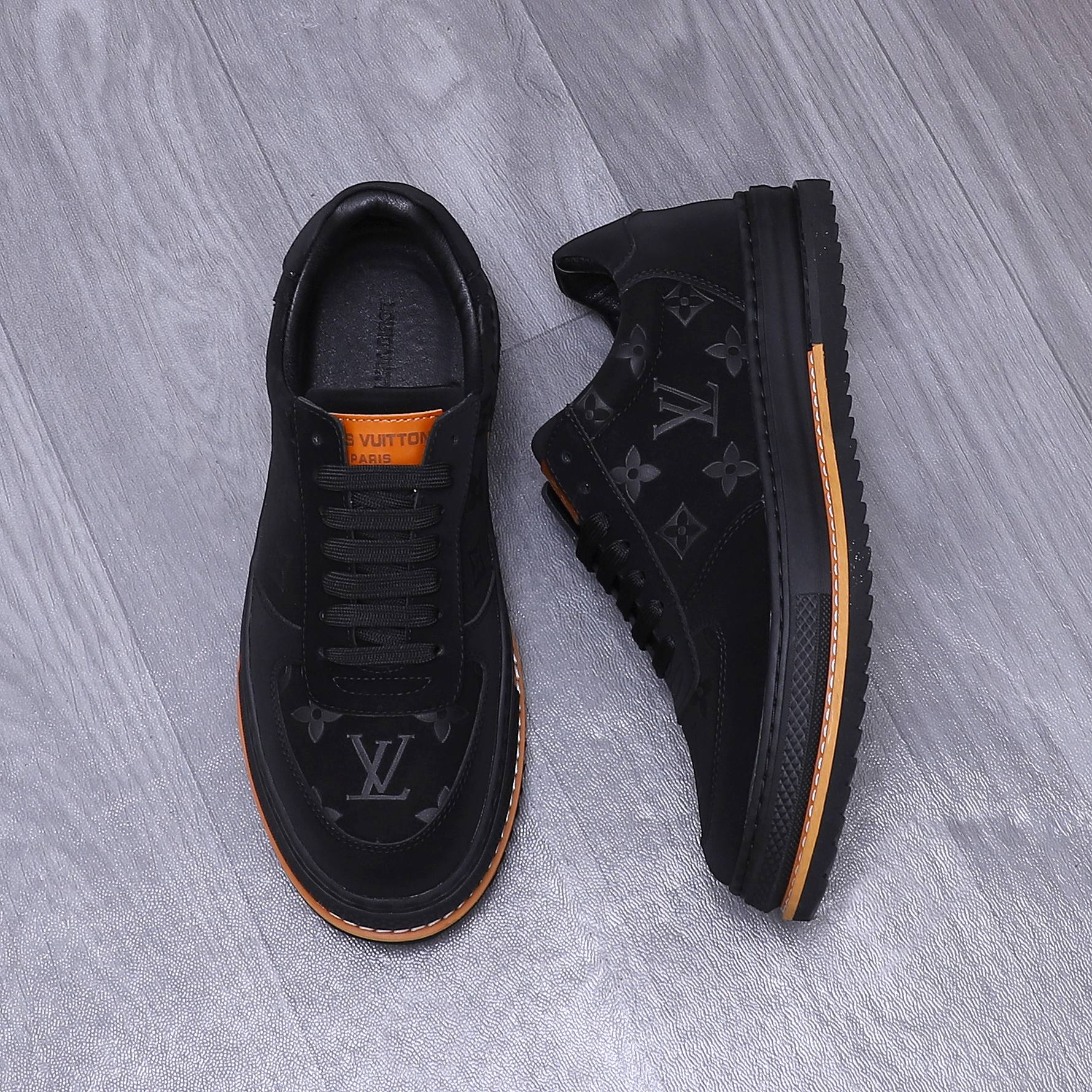 Louis Vuitton Men's Casual Sneakers in Leather and Denim - Sizes 38-44 5 a1741951646485 8864