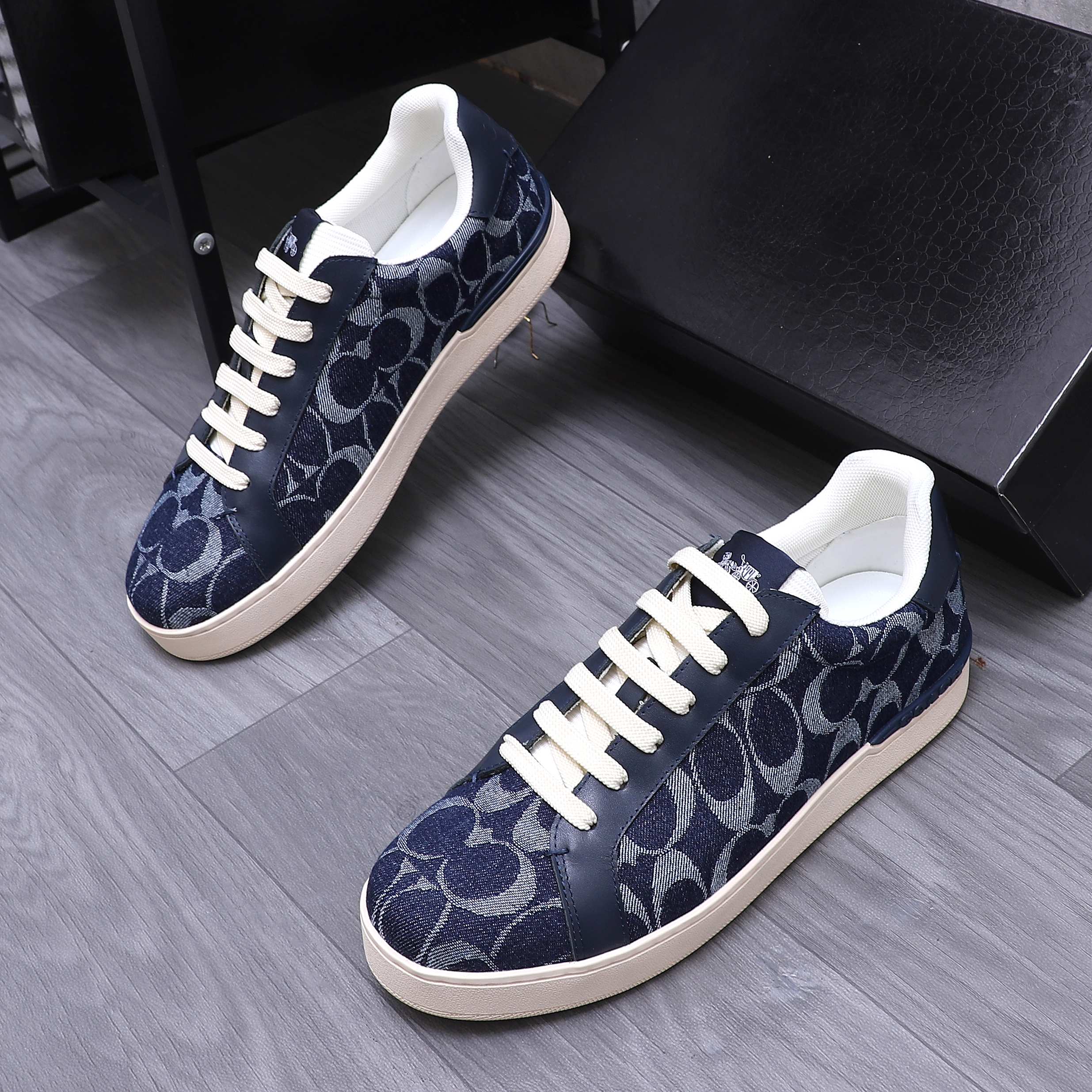 Coach Men's Canvas and Leather Lace-Up Sneakers - Size 38-44 4 a1741954414046 7537