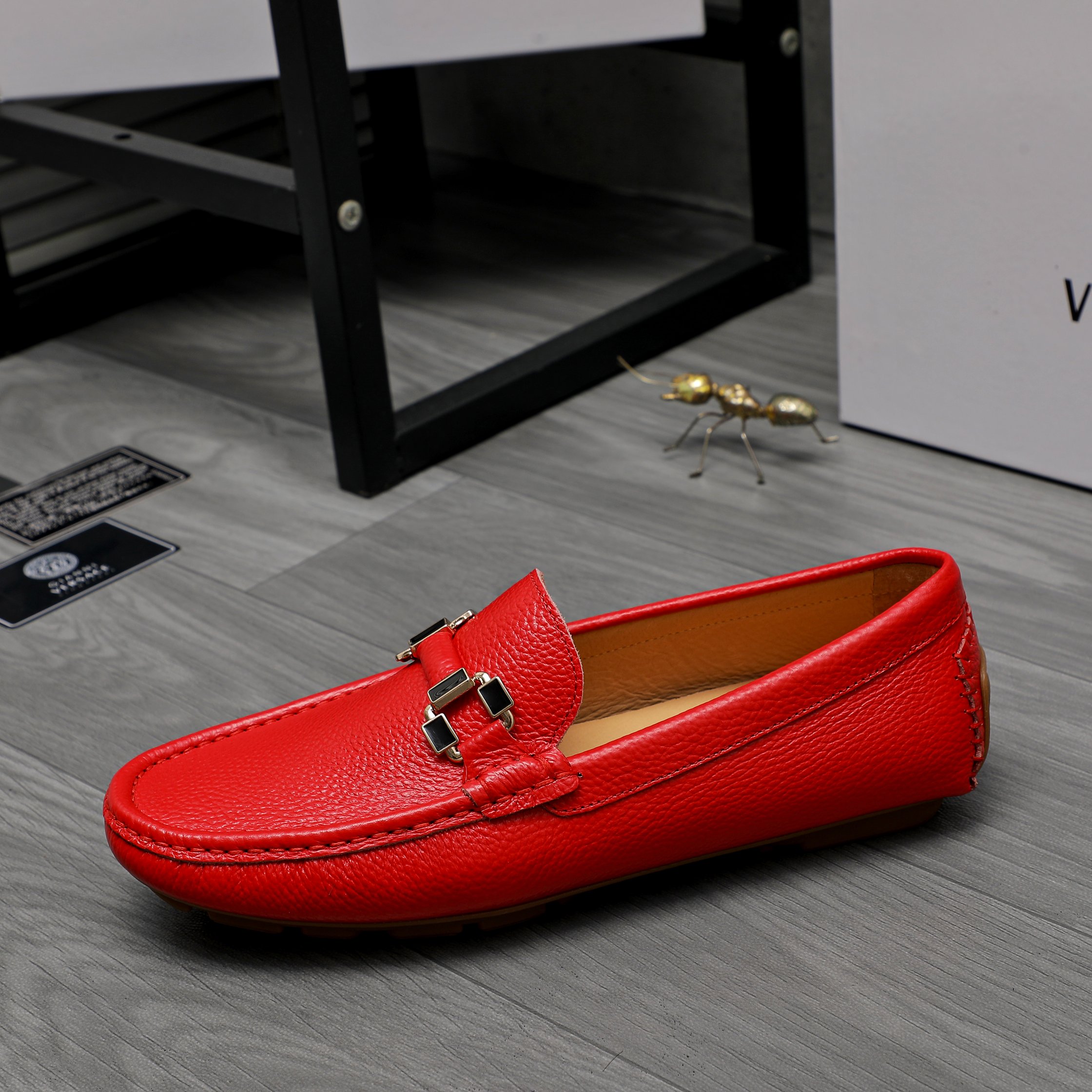 Versace Men's Leather Loafers: Stylish Slip-Ons in Multiple Colors 7 a1742453498204 1331